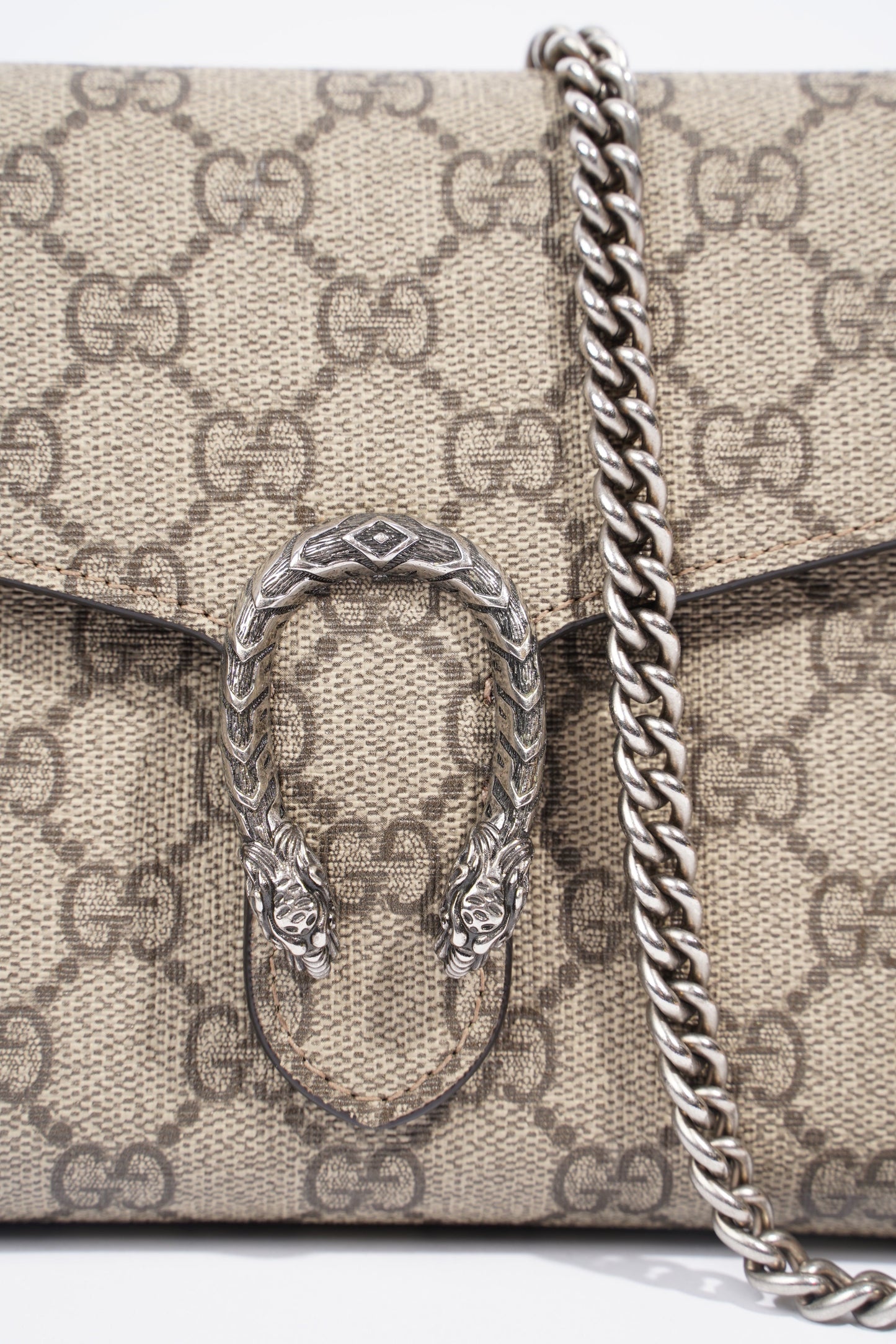 Gucci Dionysus GG Supreme Chain Wallet Beige And Ebony GG Supreme Coated Canvas