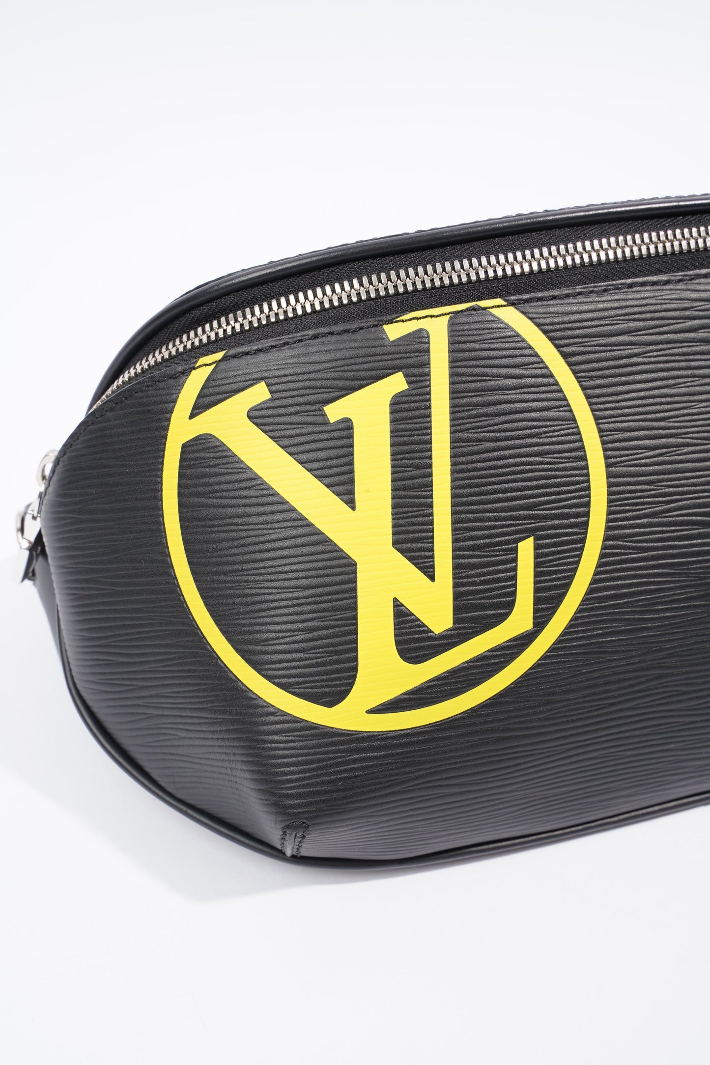 Louis Vuitton Circle Logo Bum Bag Black Epi Leather