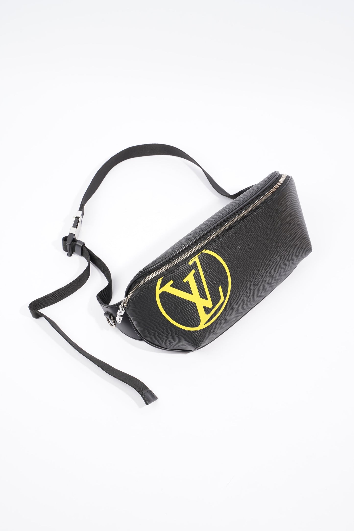 Louis Vuitton Circle Logo Bum Bag Black Epi Leather