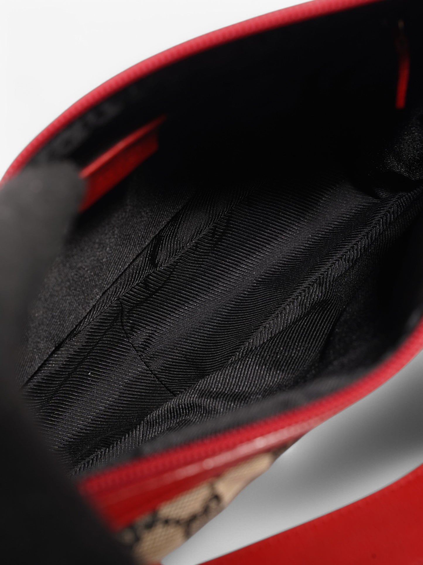 Gucci GG Shoulder Bag GG Supreme / Beige / Red Canvas