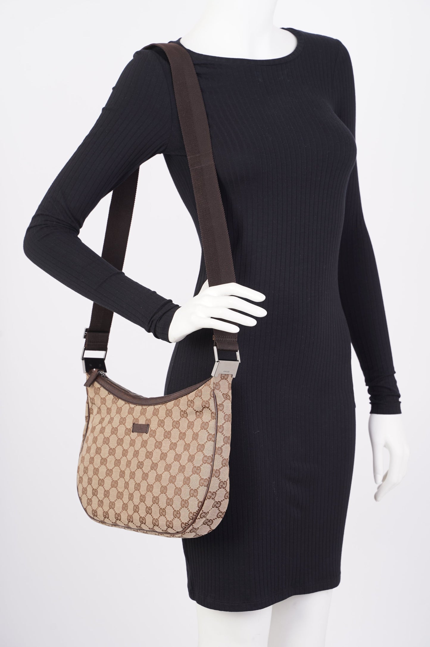 Gucci Canvas Shoulder Bag Beige