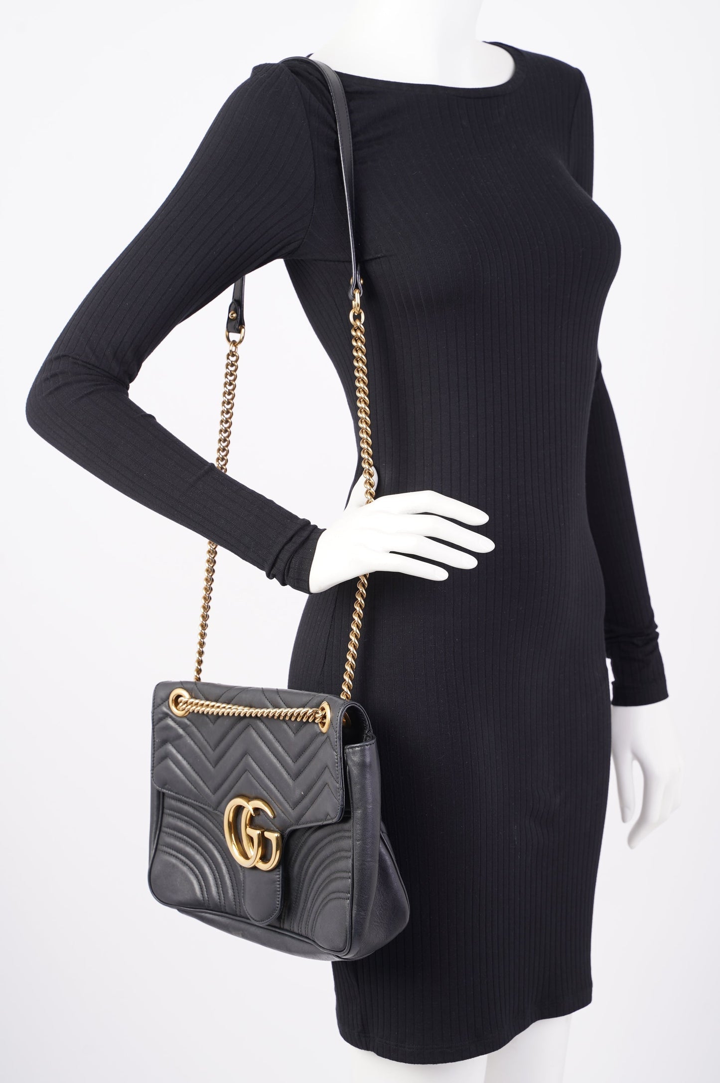 Gucci Womens Marmont Flap Bag Black Leather Medium