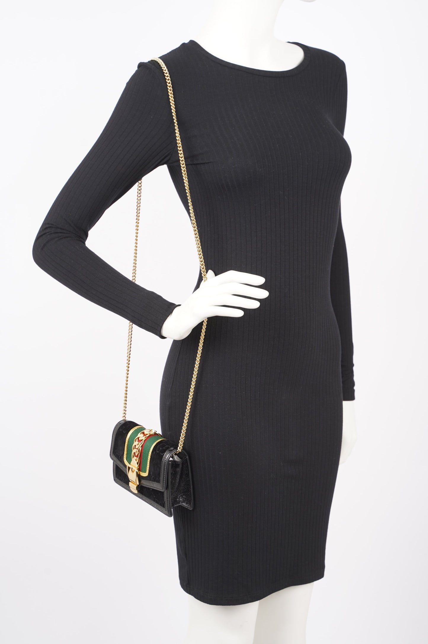 Gucci Womens Sylvie Chain Bag Black Velvet Super Mini