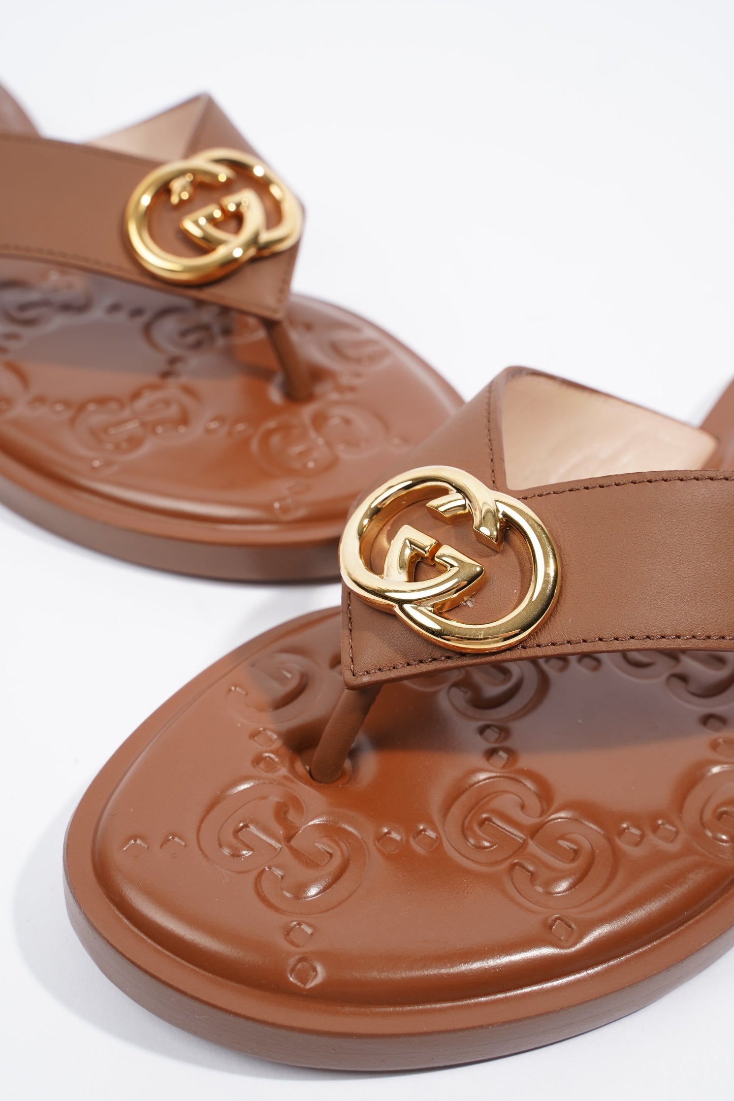 Gucci Interlocking G Thong Brown EU 37.5 / UK 4.5
