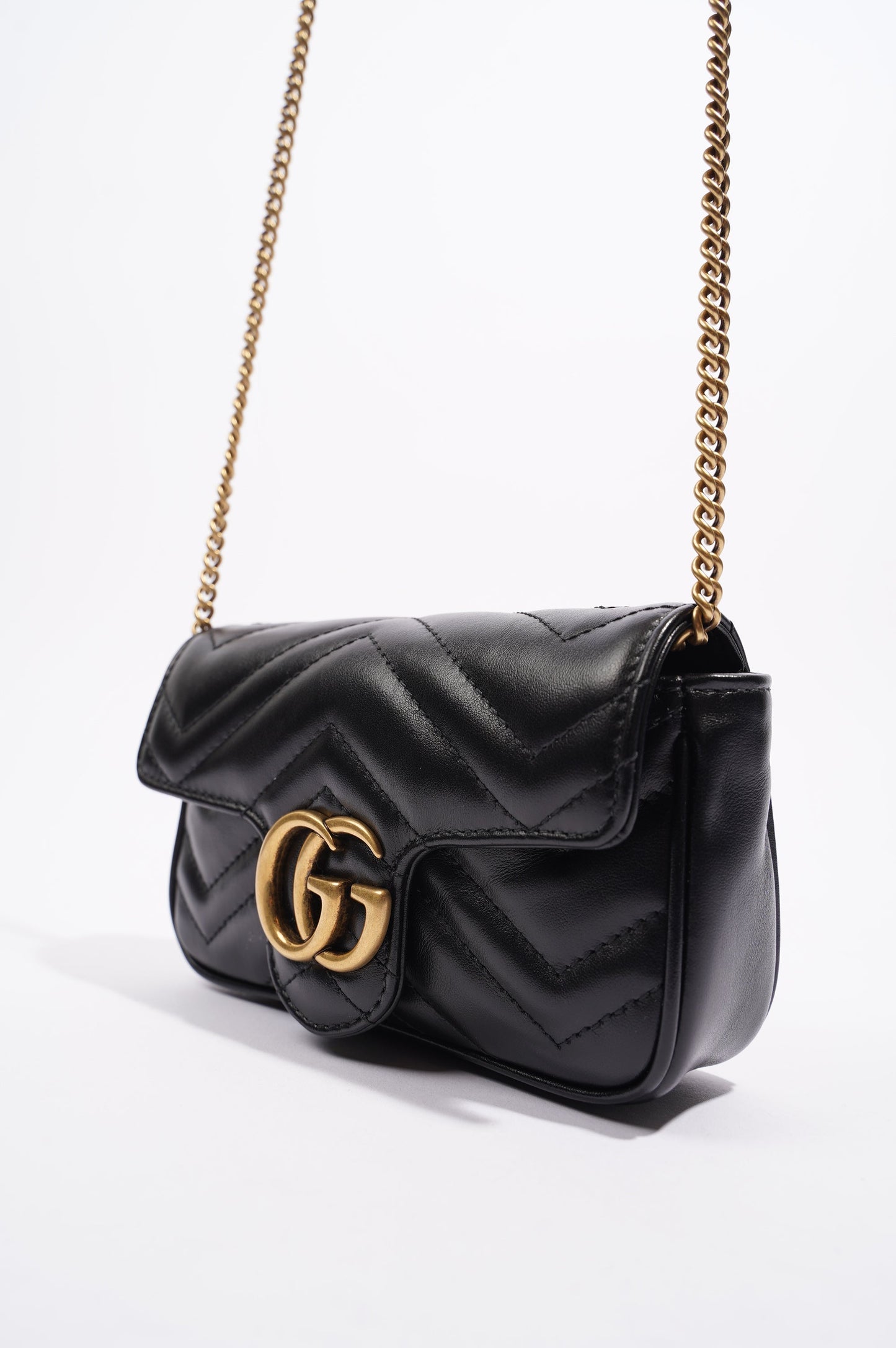 Gucci Womens Marmont Flap Black / Gold Super Mini