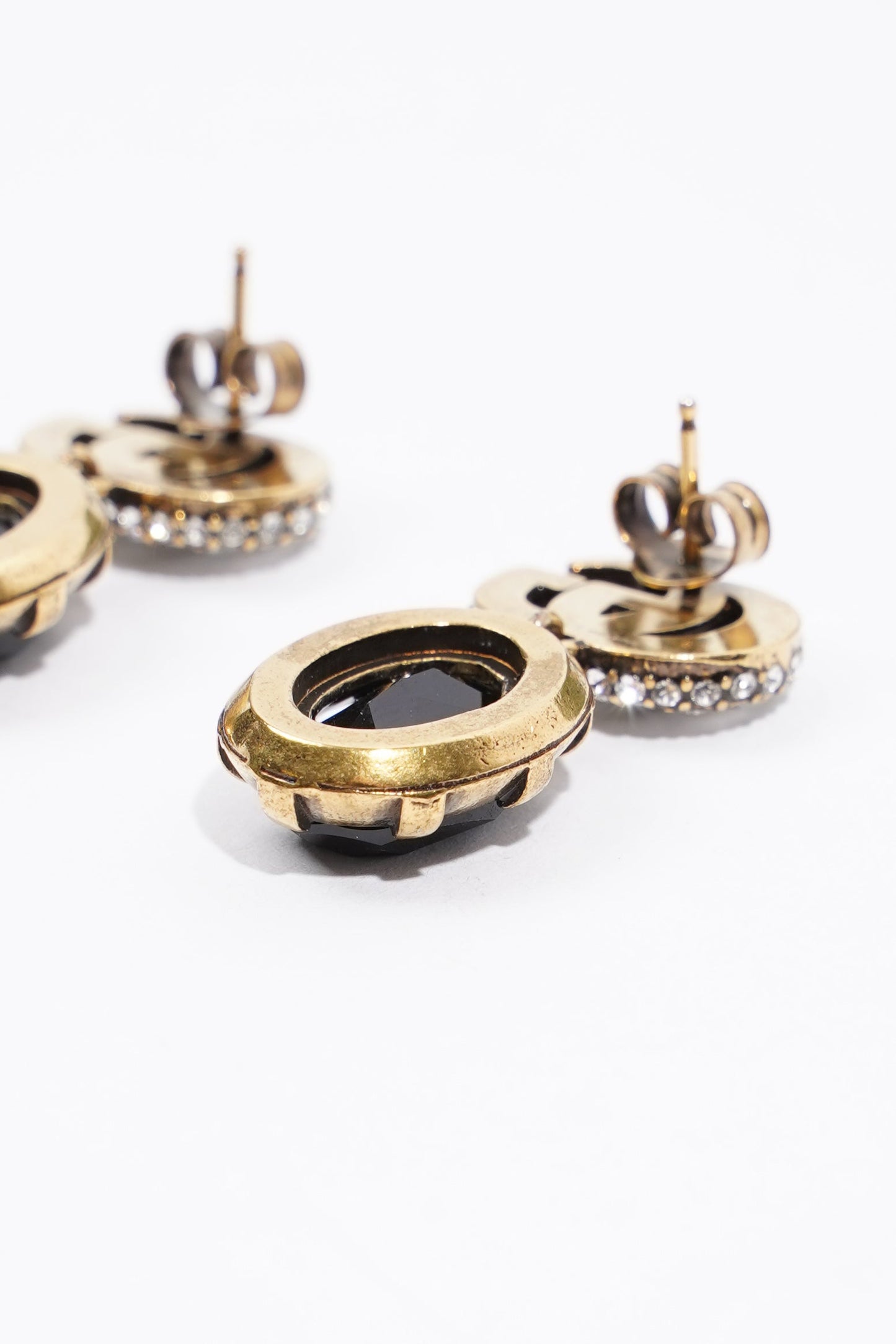 Gucci Womens GG Pendant Earrings Black / Gold Finish Base Metal / Rhinestone