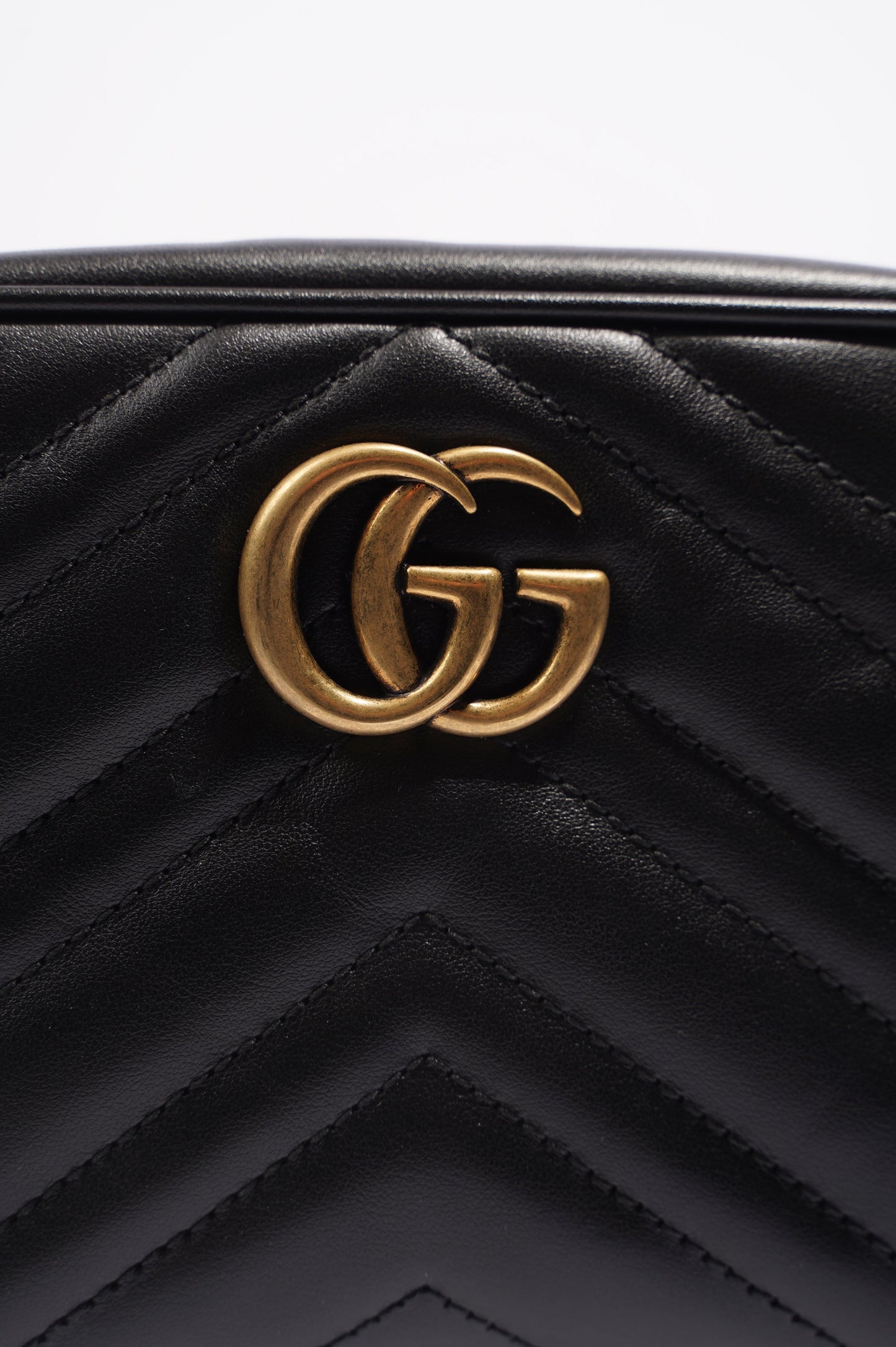 Gucci Womens Marmont Zip Black Mini