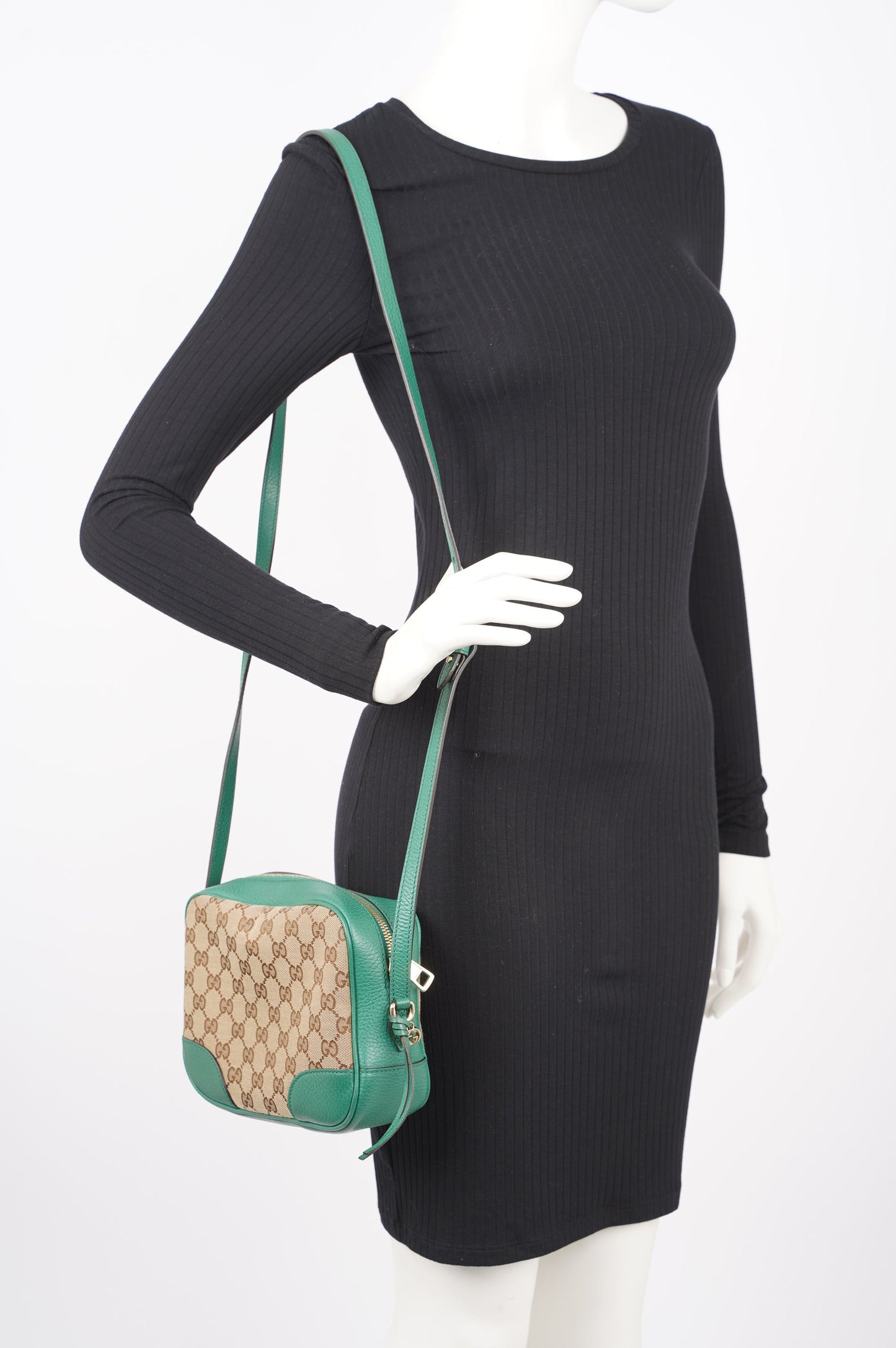 Gucci Womens Bree Crossbody Supreme / Green