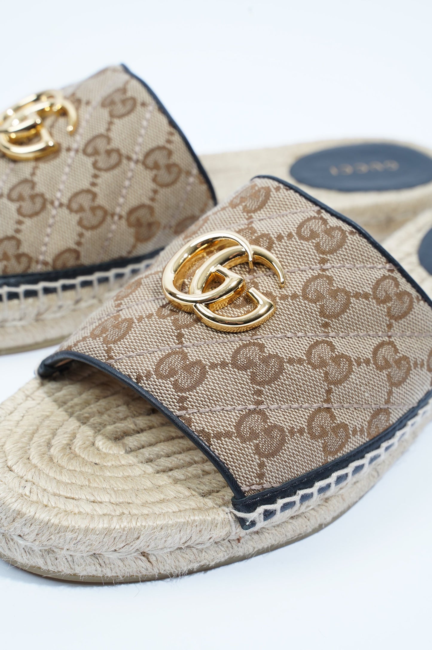 Gucci Womens GG Matelasse Canvas Espadrille Sandal Supreme EU 41 / UK 8
