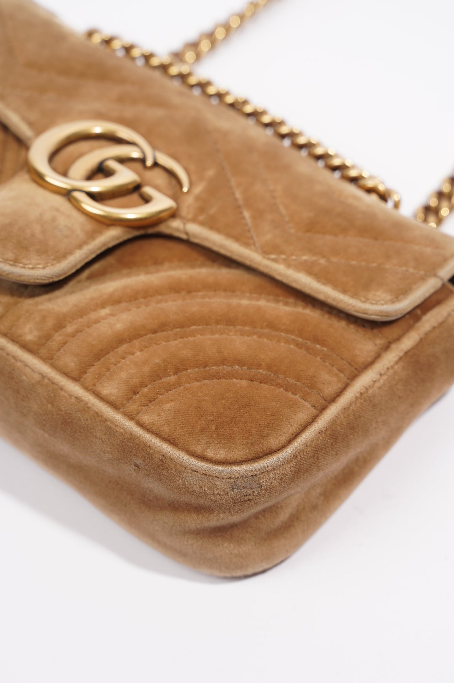 Gucci Womens GG Marmont Flap Bag Caramel Small