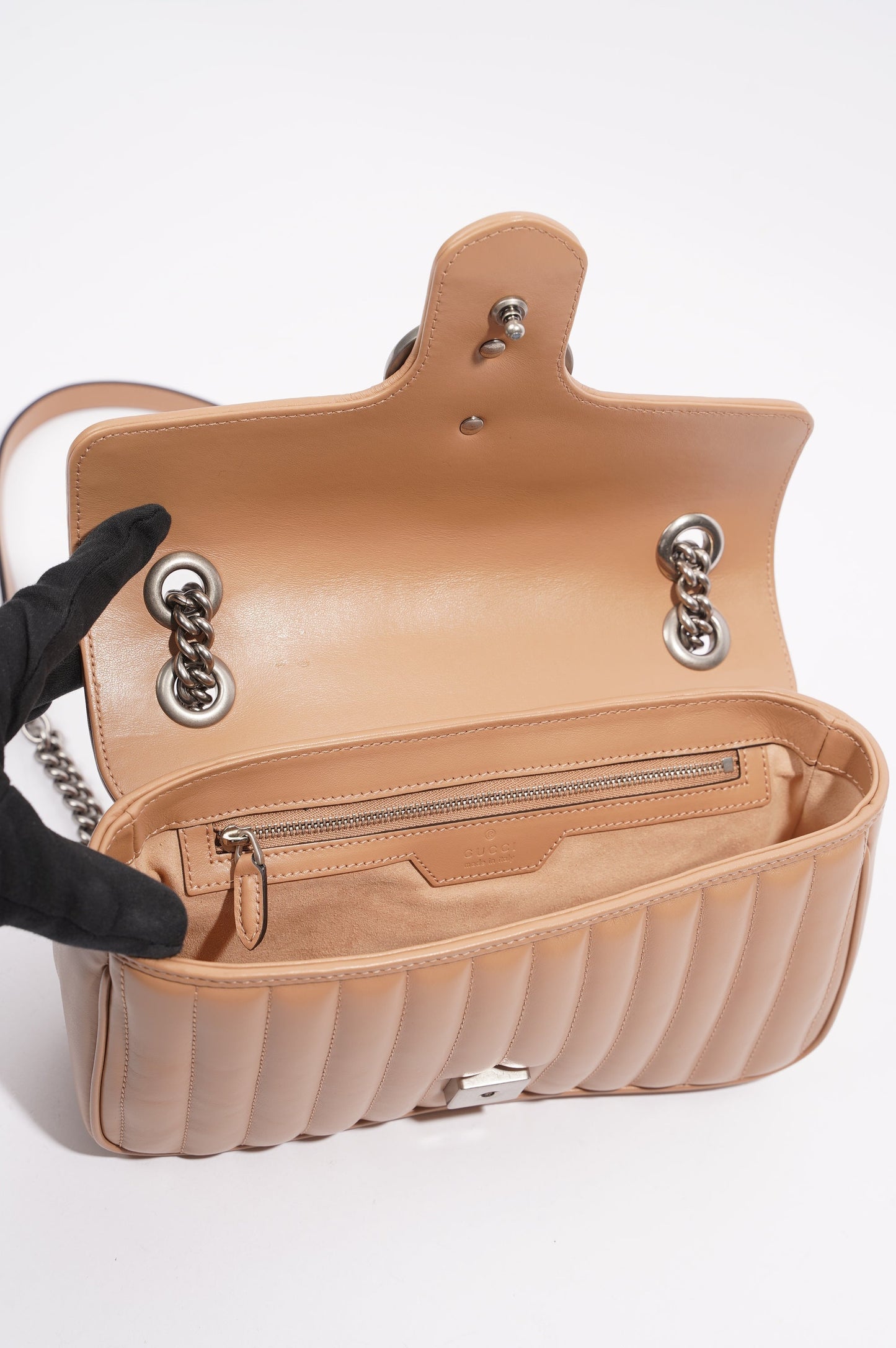Gucci Womens GG Marmont Bag Nude Leather Small
