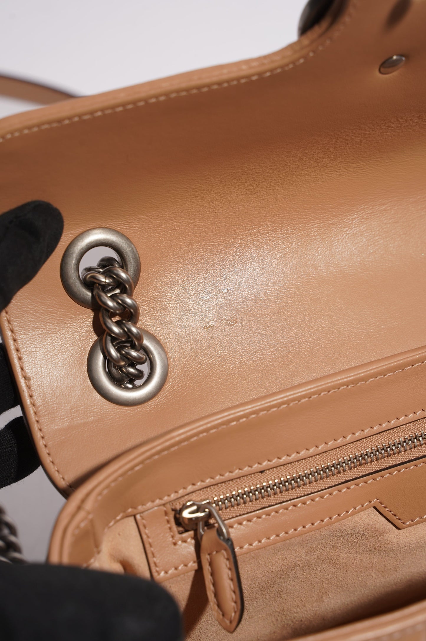 Gucci Womens GG Marmont Bag Nude Leather Small