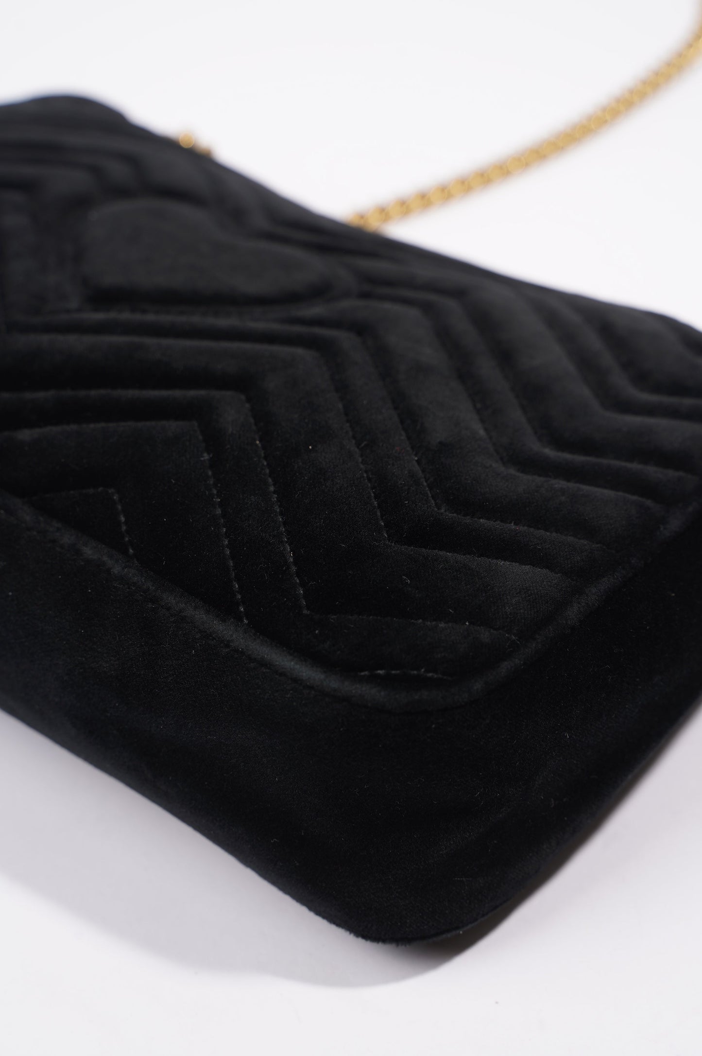Gucci Womens Marmont Loved Flap Black Multi Medium