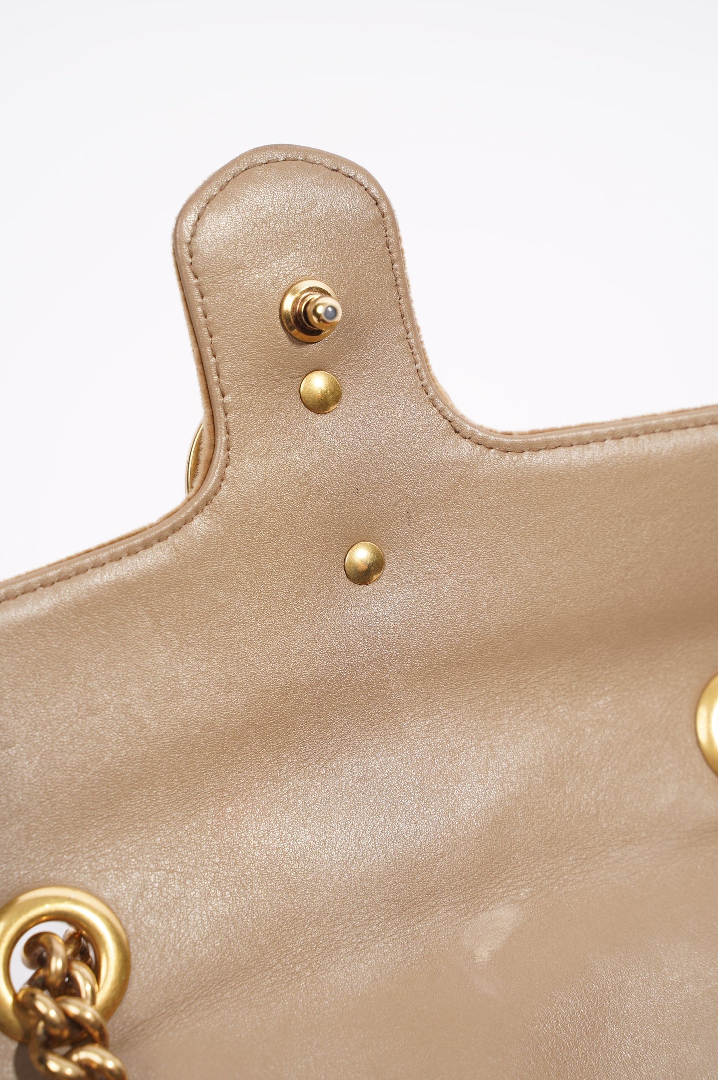 Gucci Womens GG Marmont Flap Bag Caramel Small