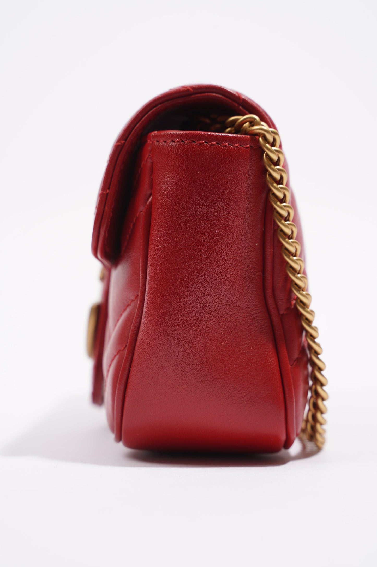 Gucci Womens Marmont Flap Red / Gold Super Mini