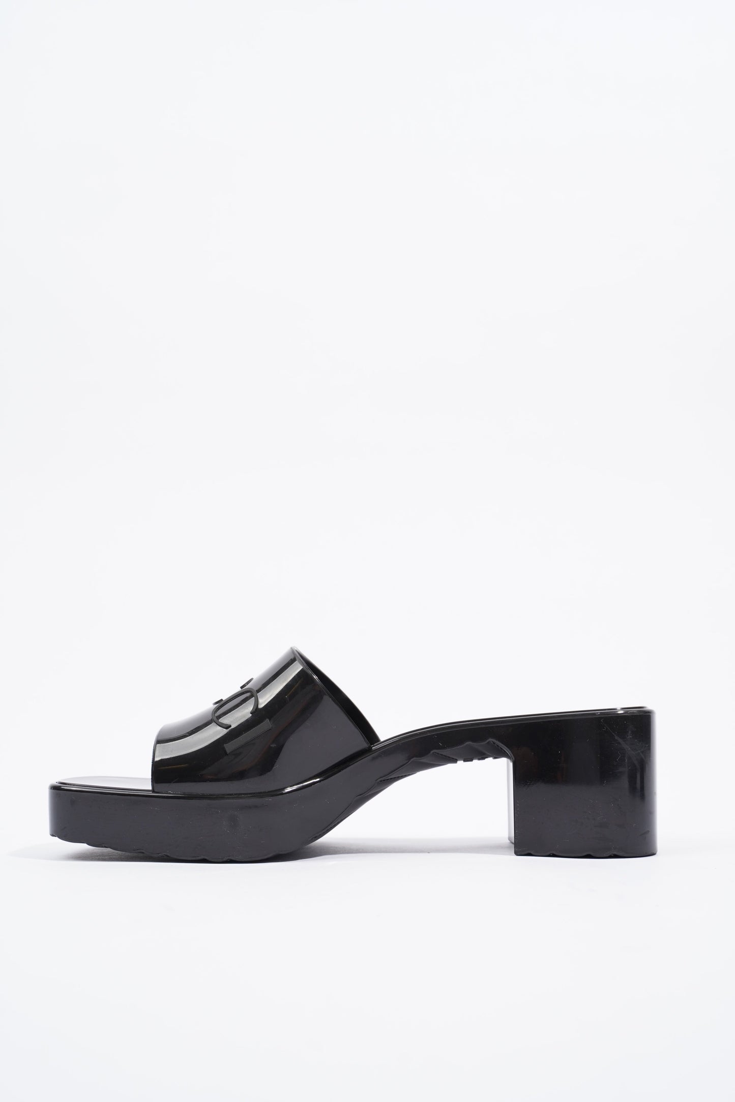 Gucci Rubber Slide Sandal Black EU 36 / UK 3