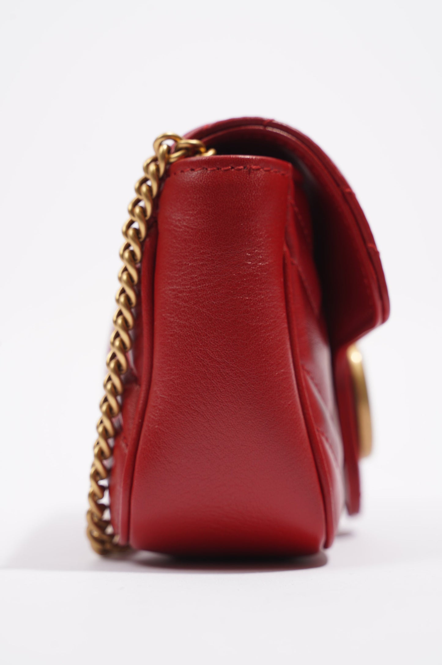 Gucci Womens Marmont Flap Red / Gold Super Mini