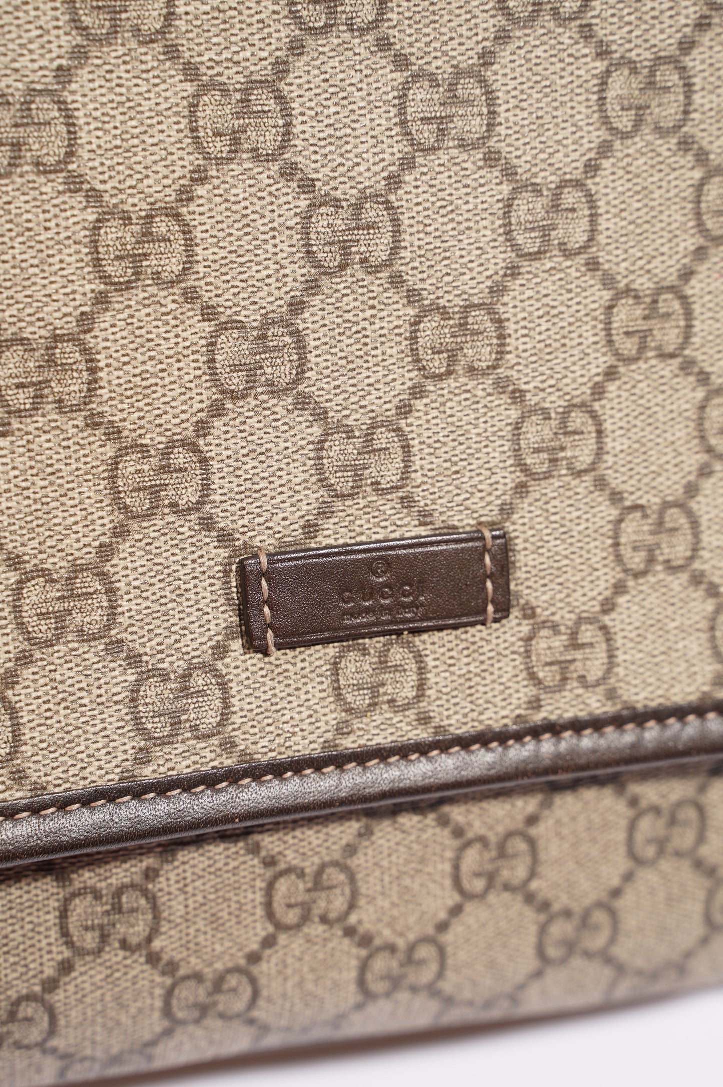 Gucci Womens Messenger Bag Supreme / Brown
