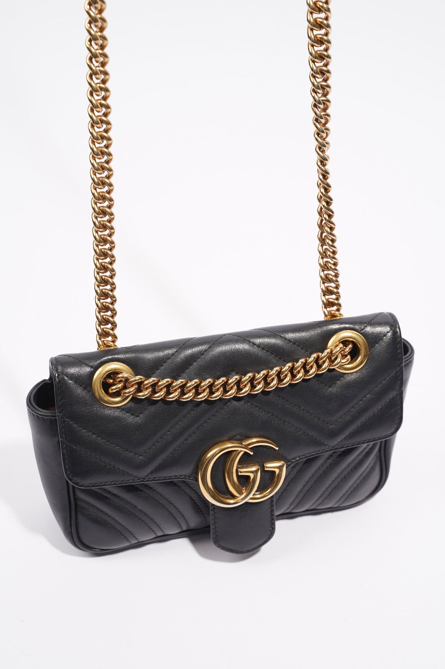 Gucci Womens GG Marmont Flap Bag Black Mini