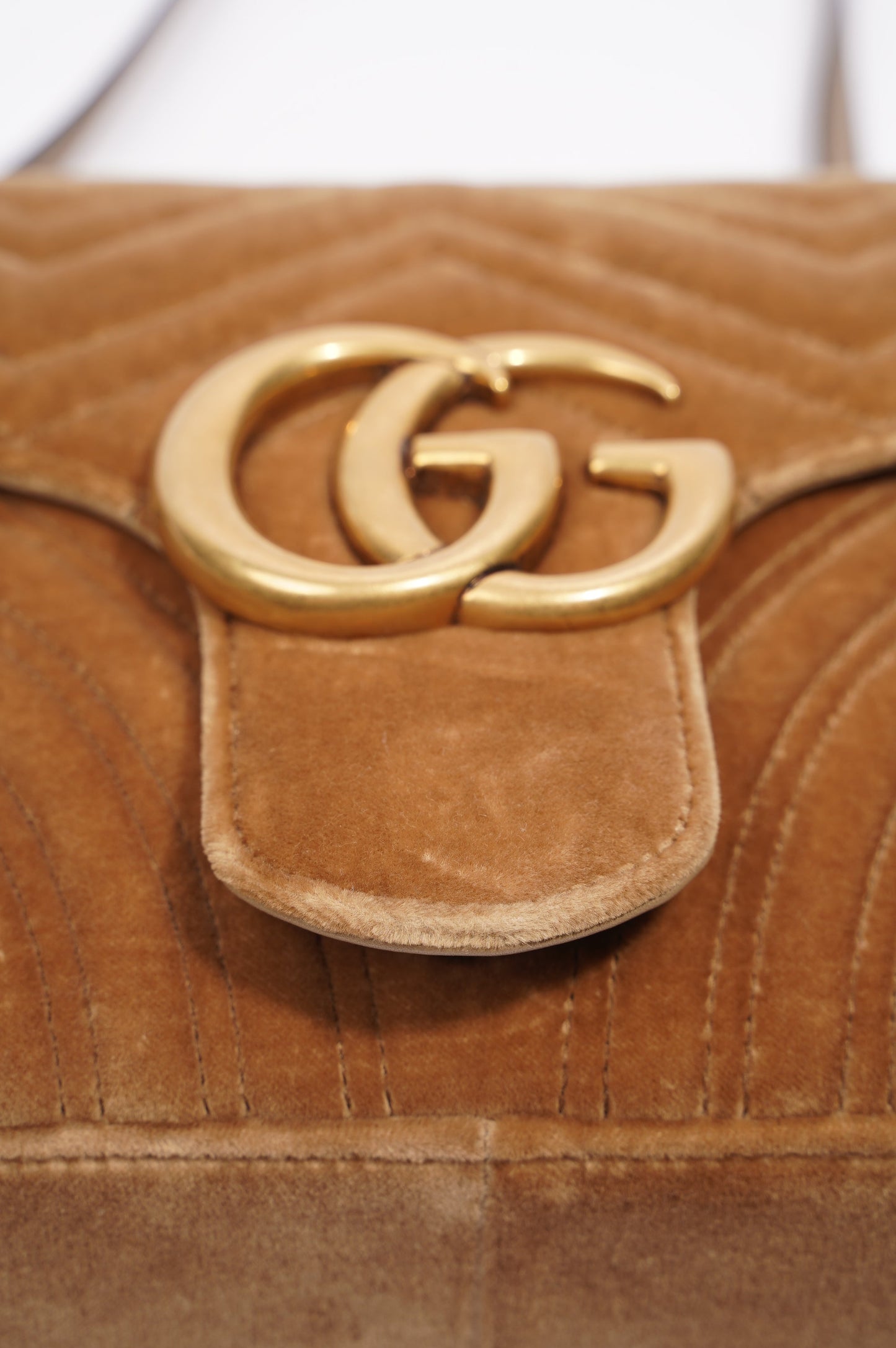 Gucci Womens Marmont Flap Brown Velvet Medium