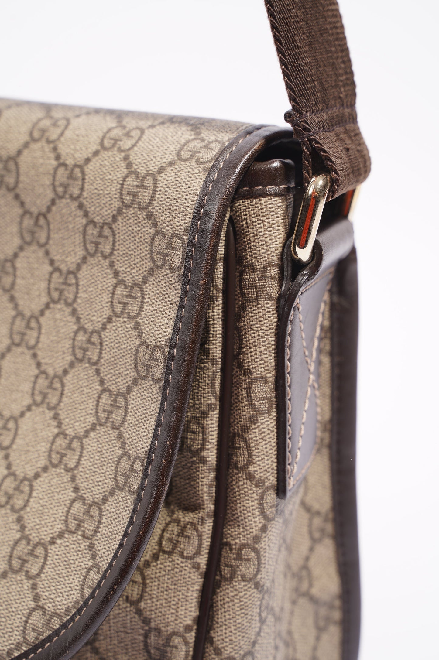 Gucci Womens Messenger Bag Supreme / Brown