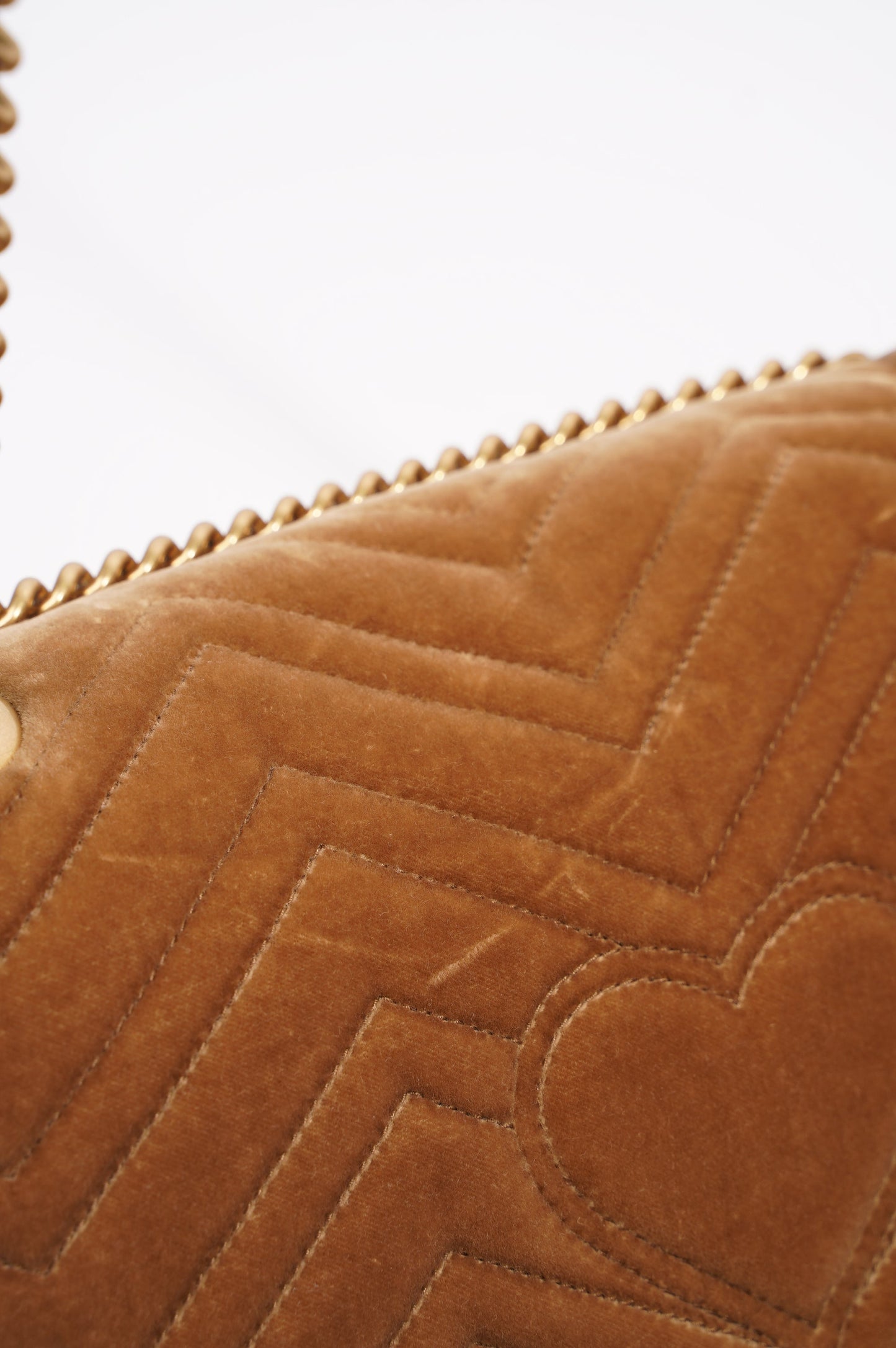 Gucci Womens Marmont Flap Brown Velvet Medium