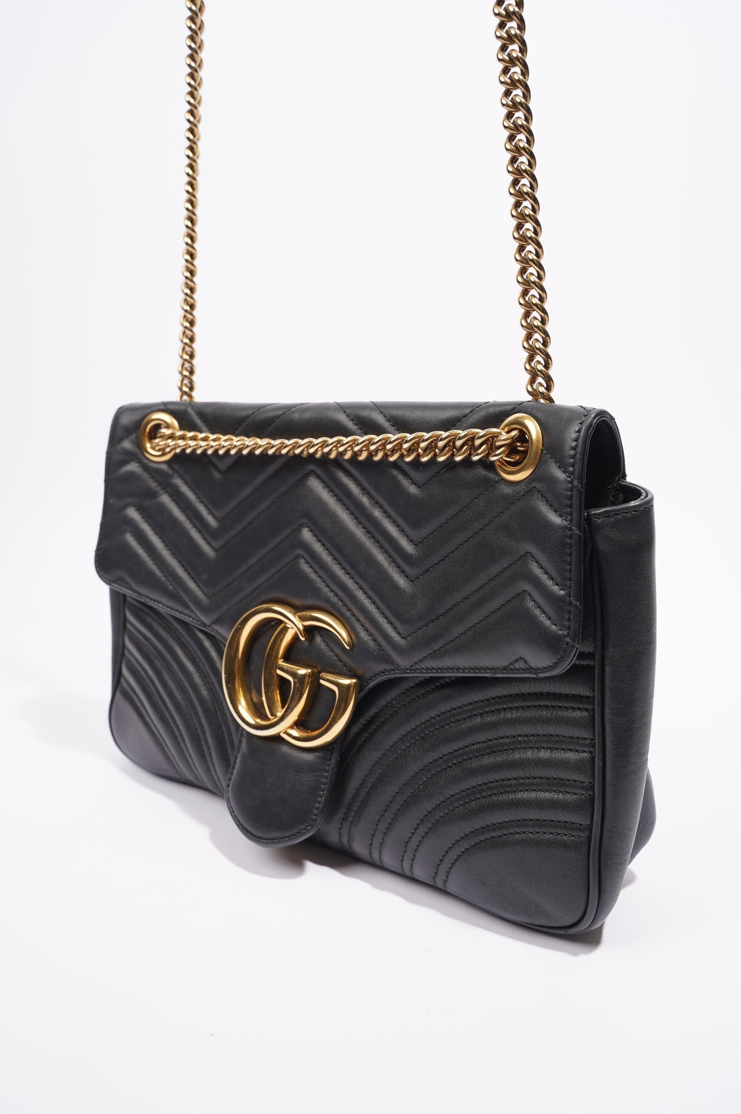 Gucci Womens Marmont Flap Bag Black Leather Medium