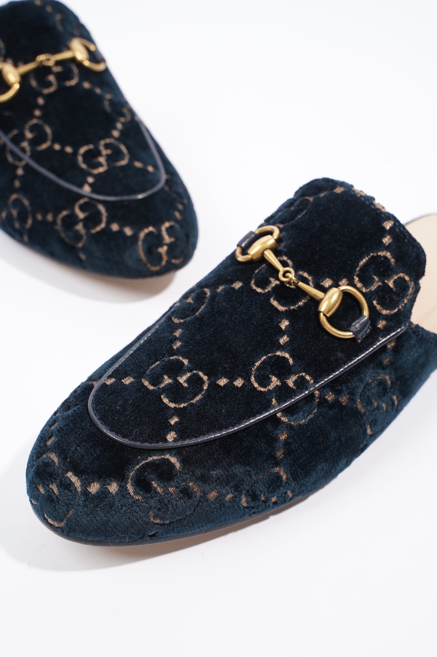 Gucci Womens Jumbo GG Princetown Slipper Navy EU 37.5 / UK 4.5
