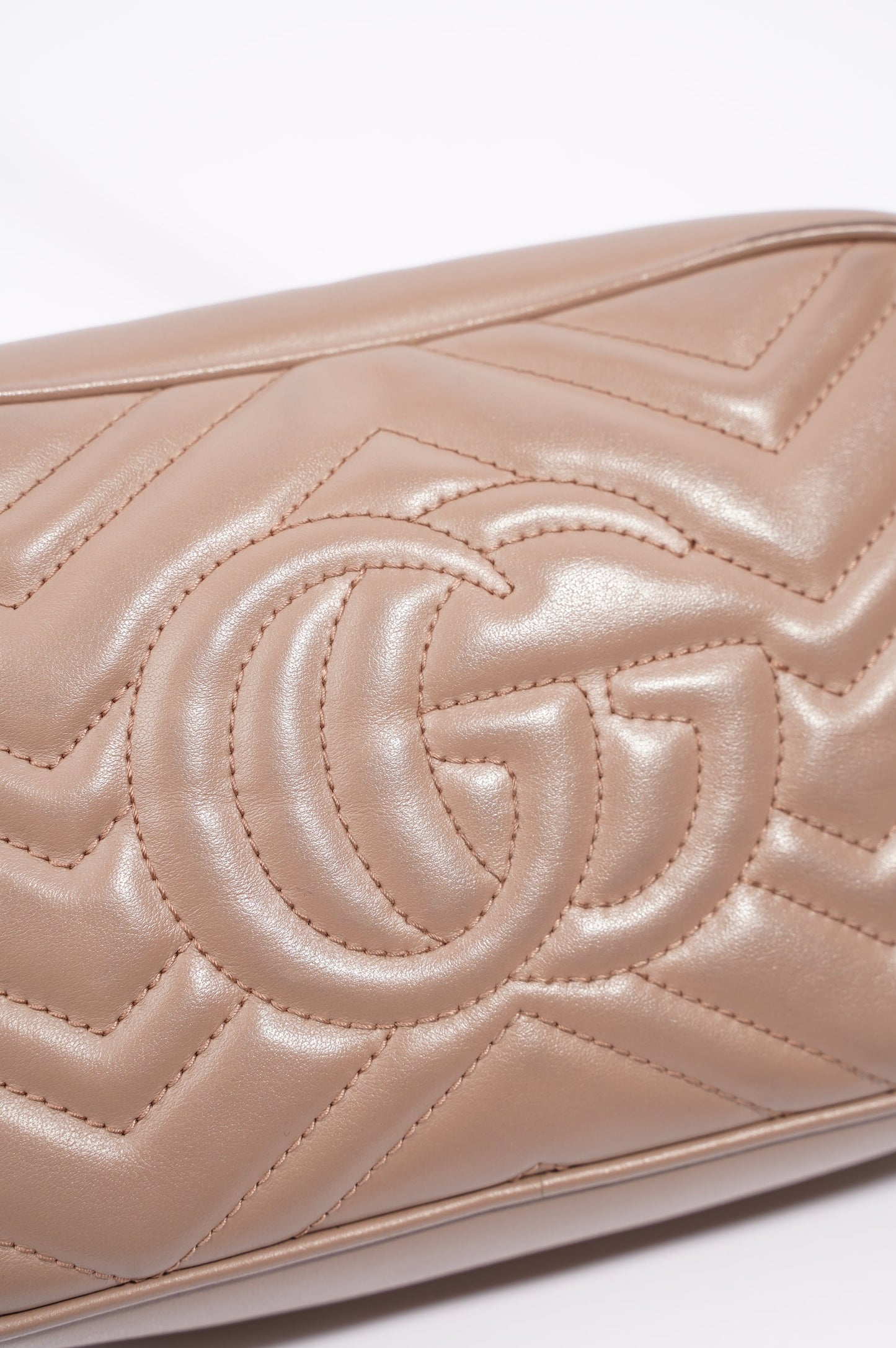 Gucci Womens Marmont Zip Nude / Gold Small