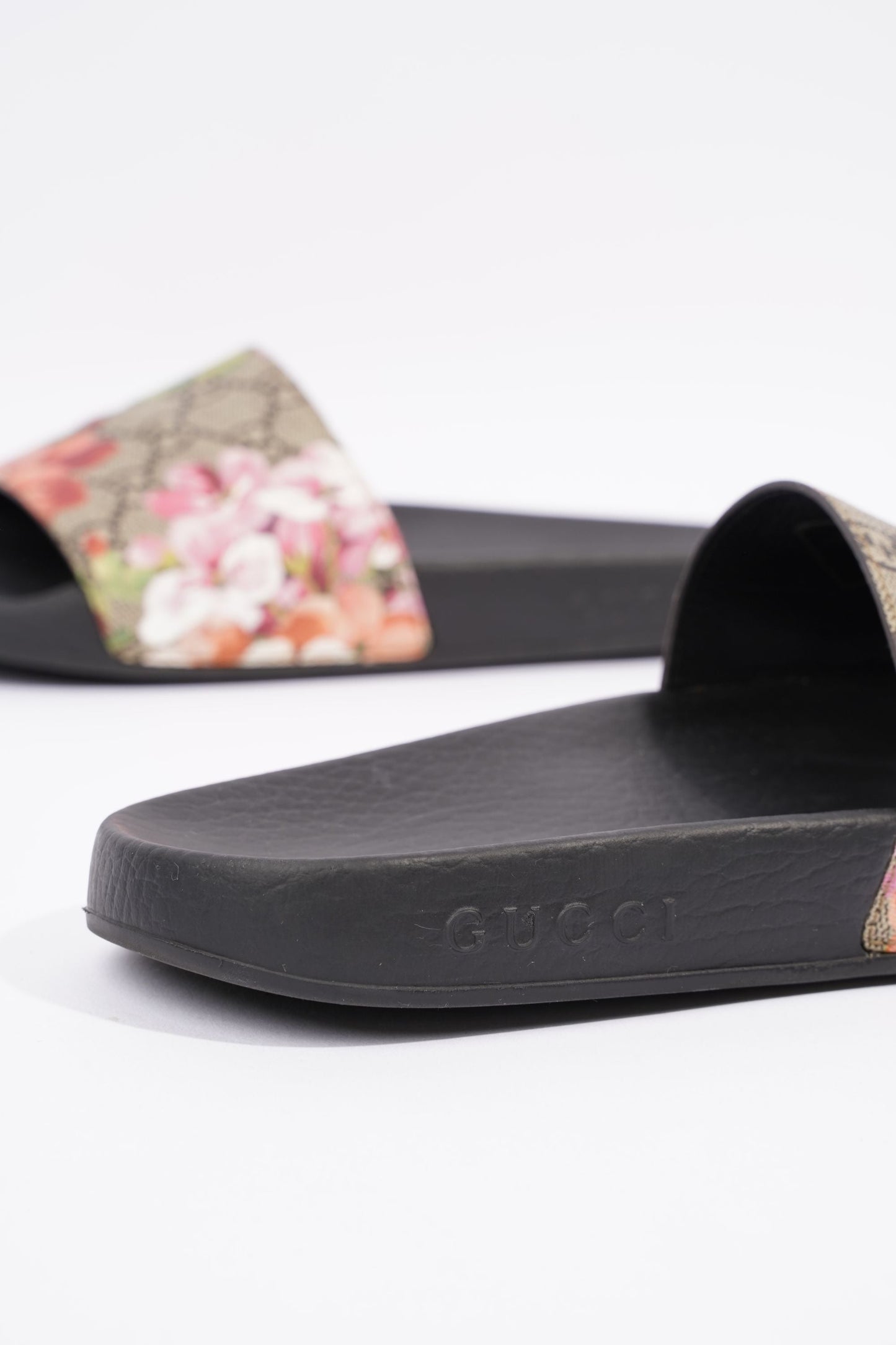 Gucci Womens Bloom Slides Floral EU 38 / UK 5