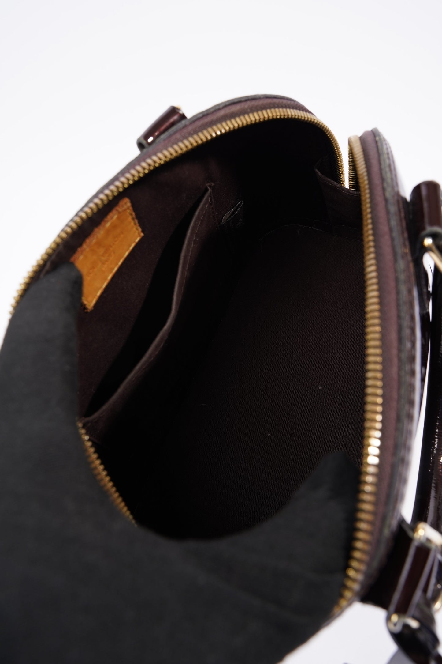 Louis Vuitton Alma Bag Amarant Vernis BB