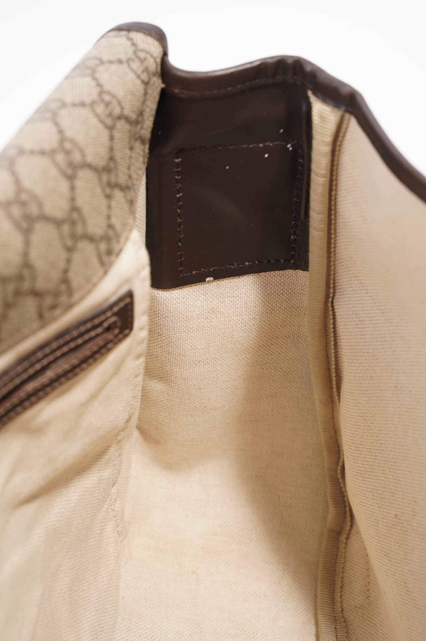 Gucci Womens Messenger Bag Supreme / Brown