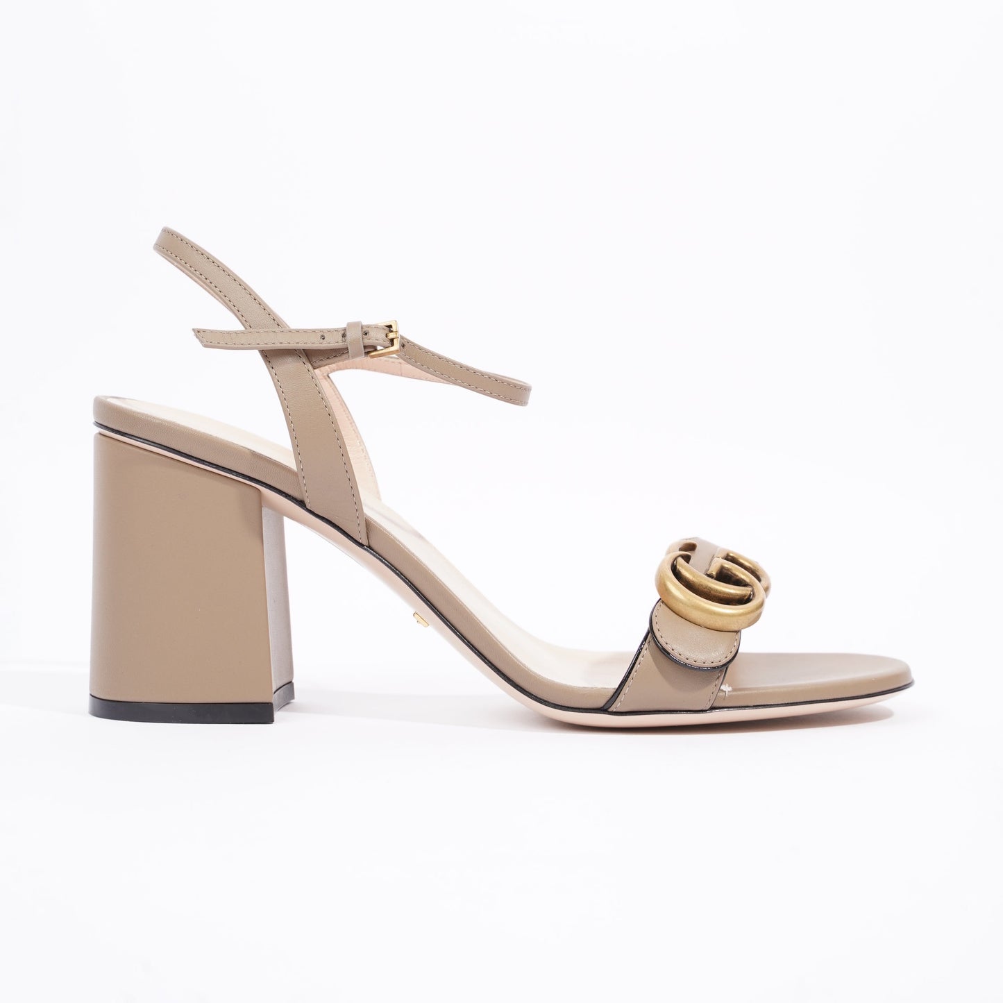 Gucci Womens Marmont Sandal Beige EU 39 / UK 6