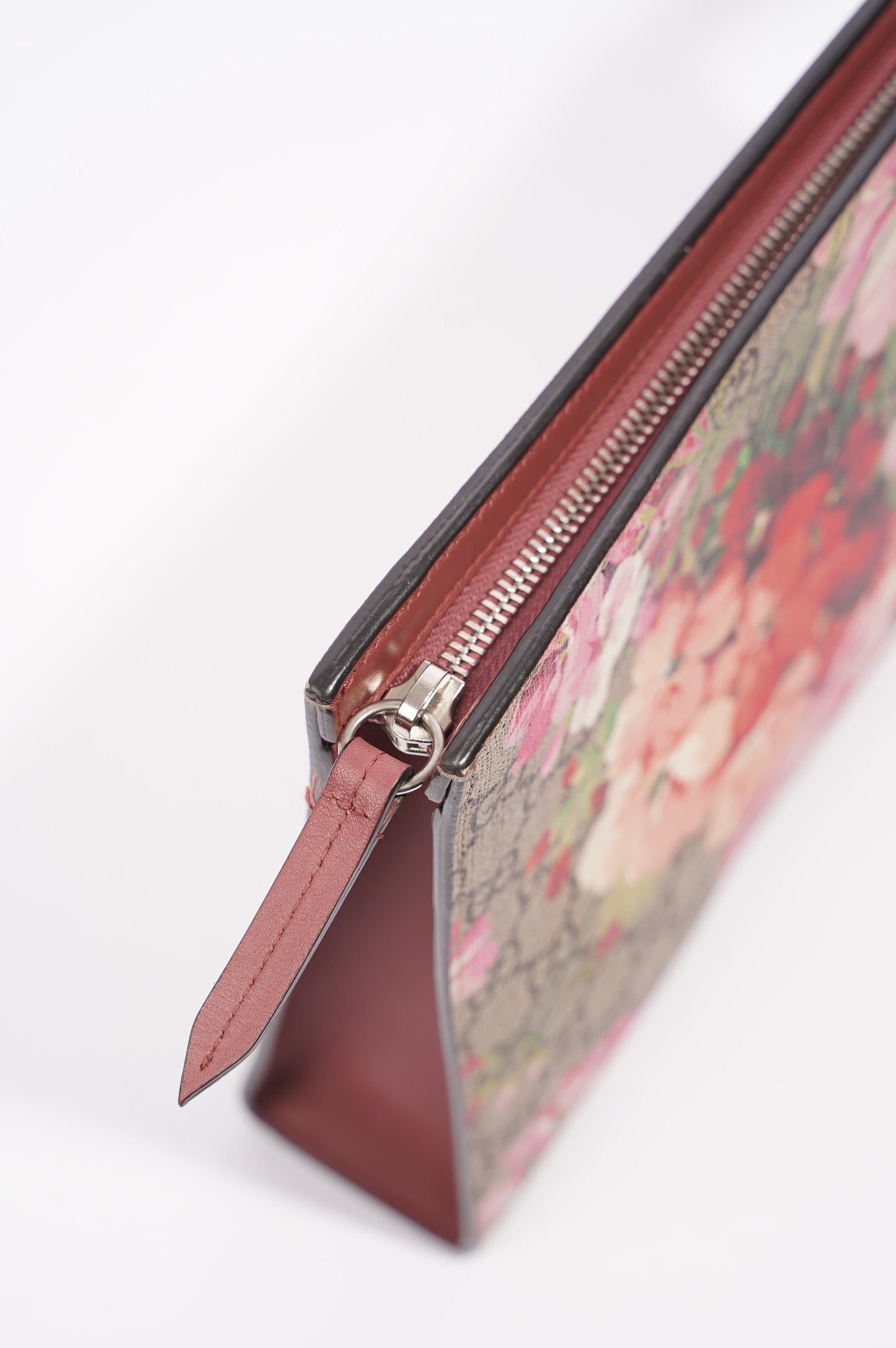 Gucci Womens Toiletry Pouch Floral