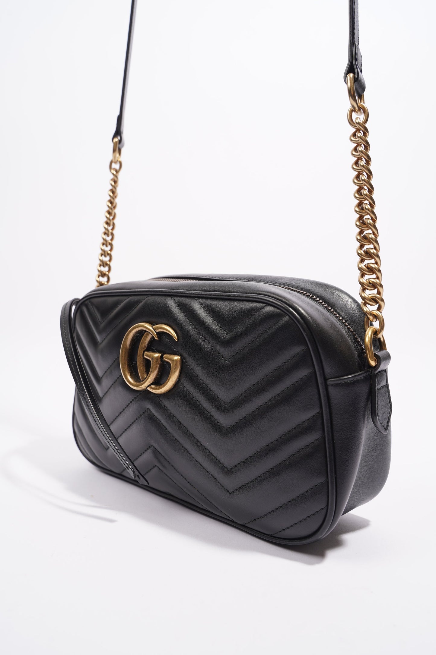 Gucci Womens Marmont Zip Black Matelasse Leather Small
