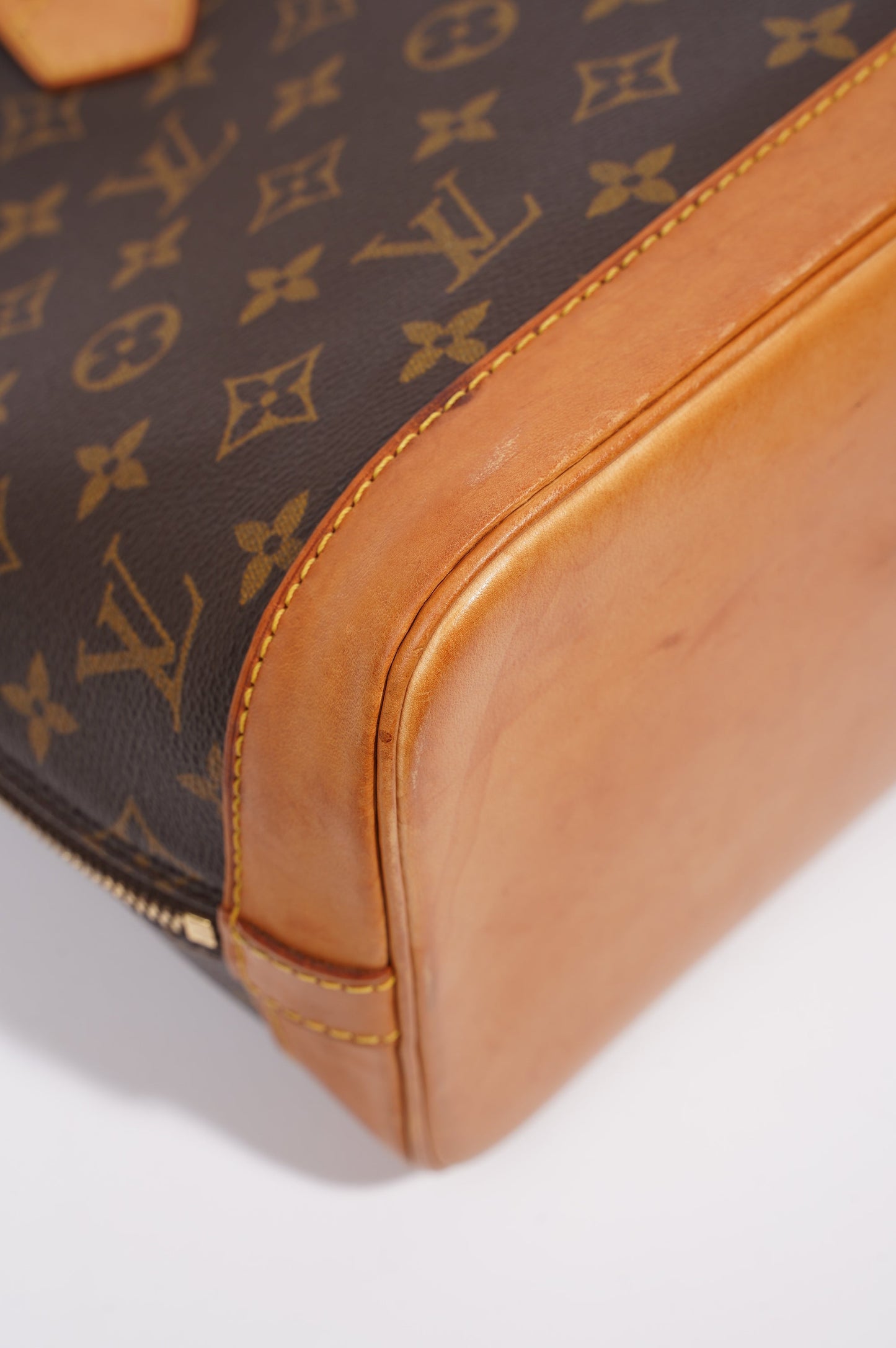 Louis Vuitton Alma Bag Monogram Canvas PM