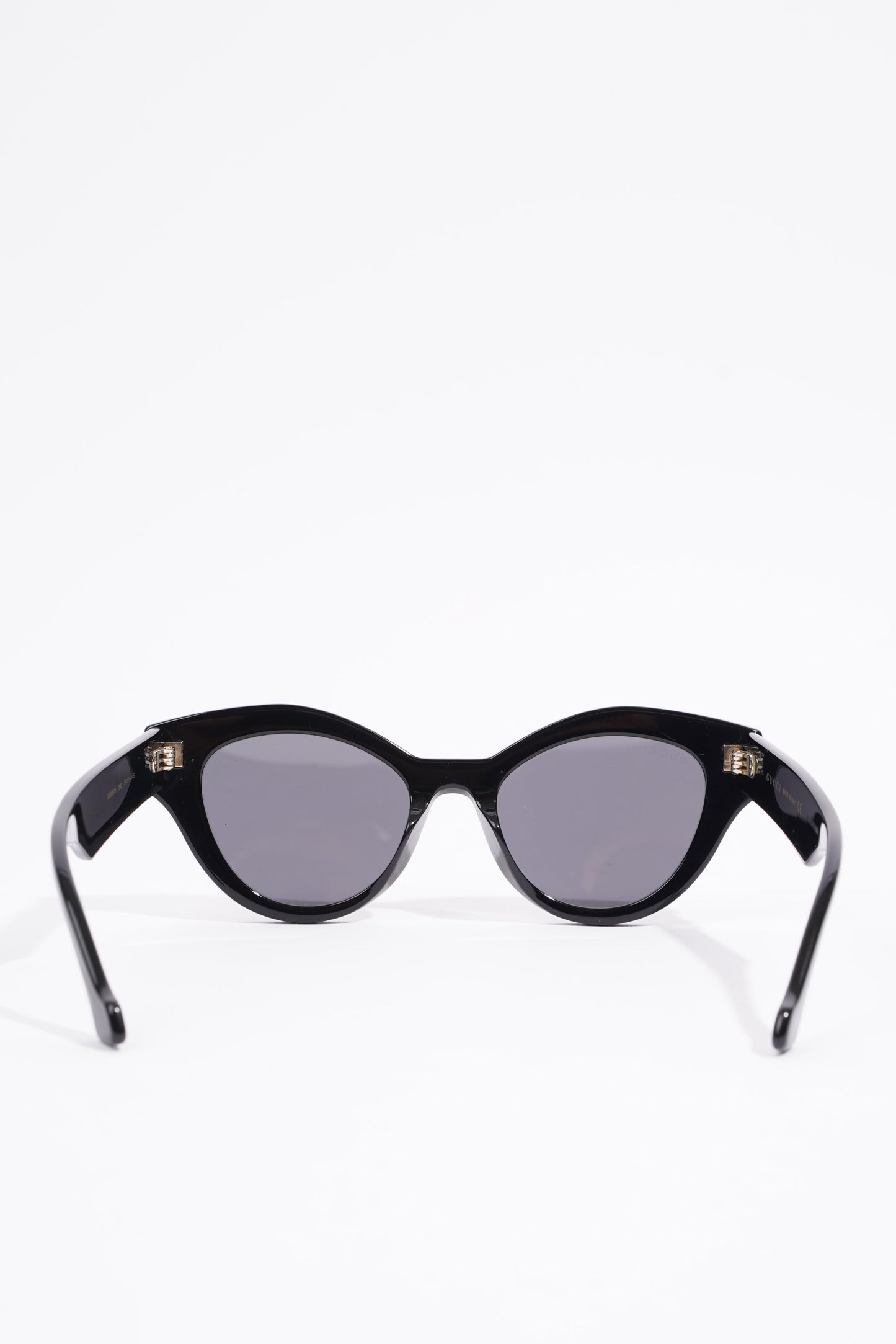 Gucci Cat Eye Sunglasses Black Acetate 145
