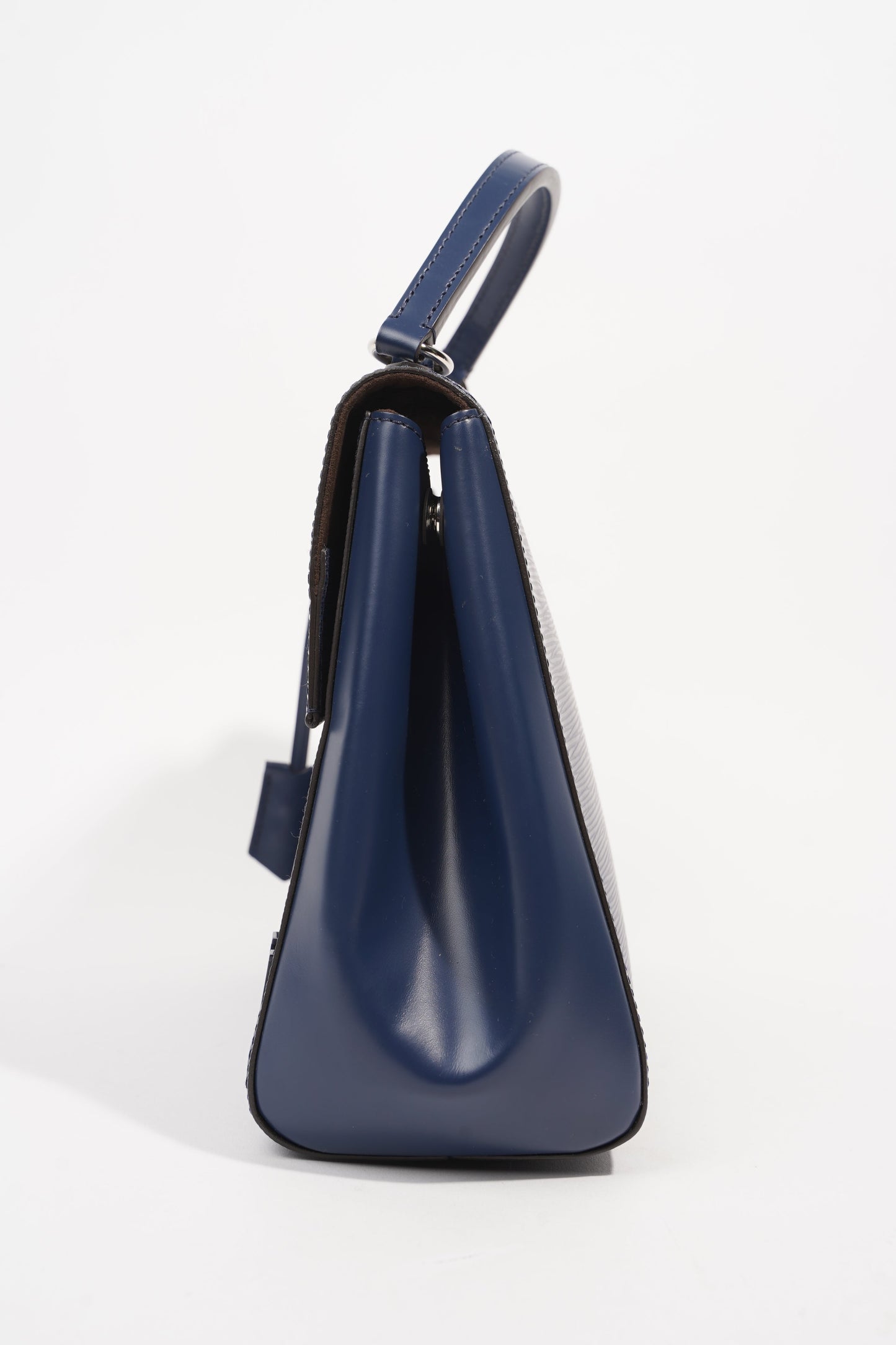 Louis Vuitton Cluny MM Navy Epi Leather