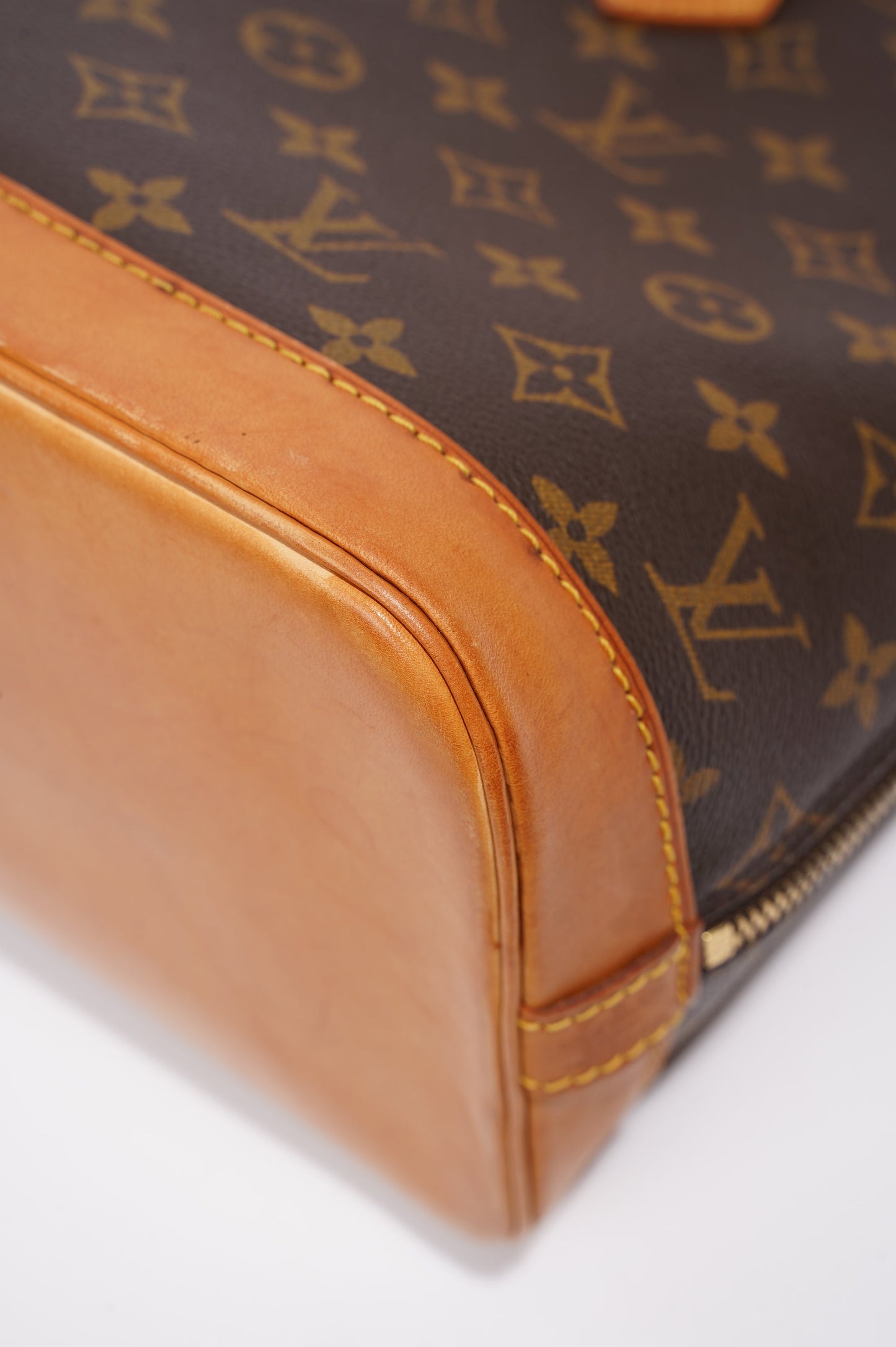 Louis Vuitton Alma Bag Monogram Canvas PM