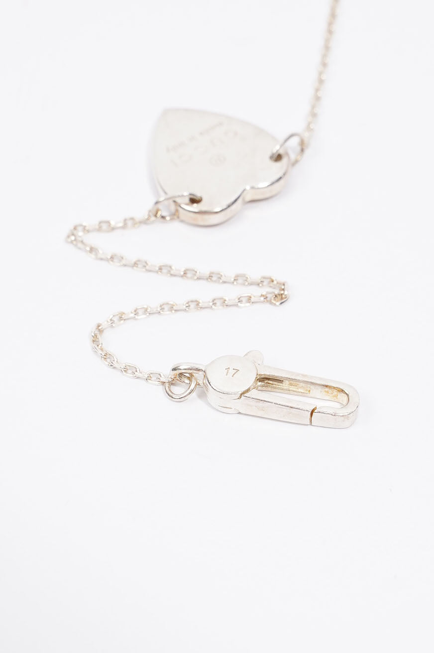 Gucci Womens Heart Bracelet Silver 17