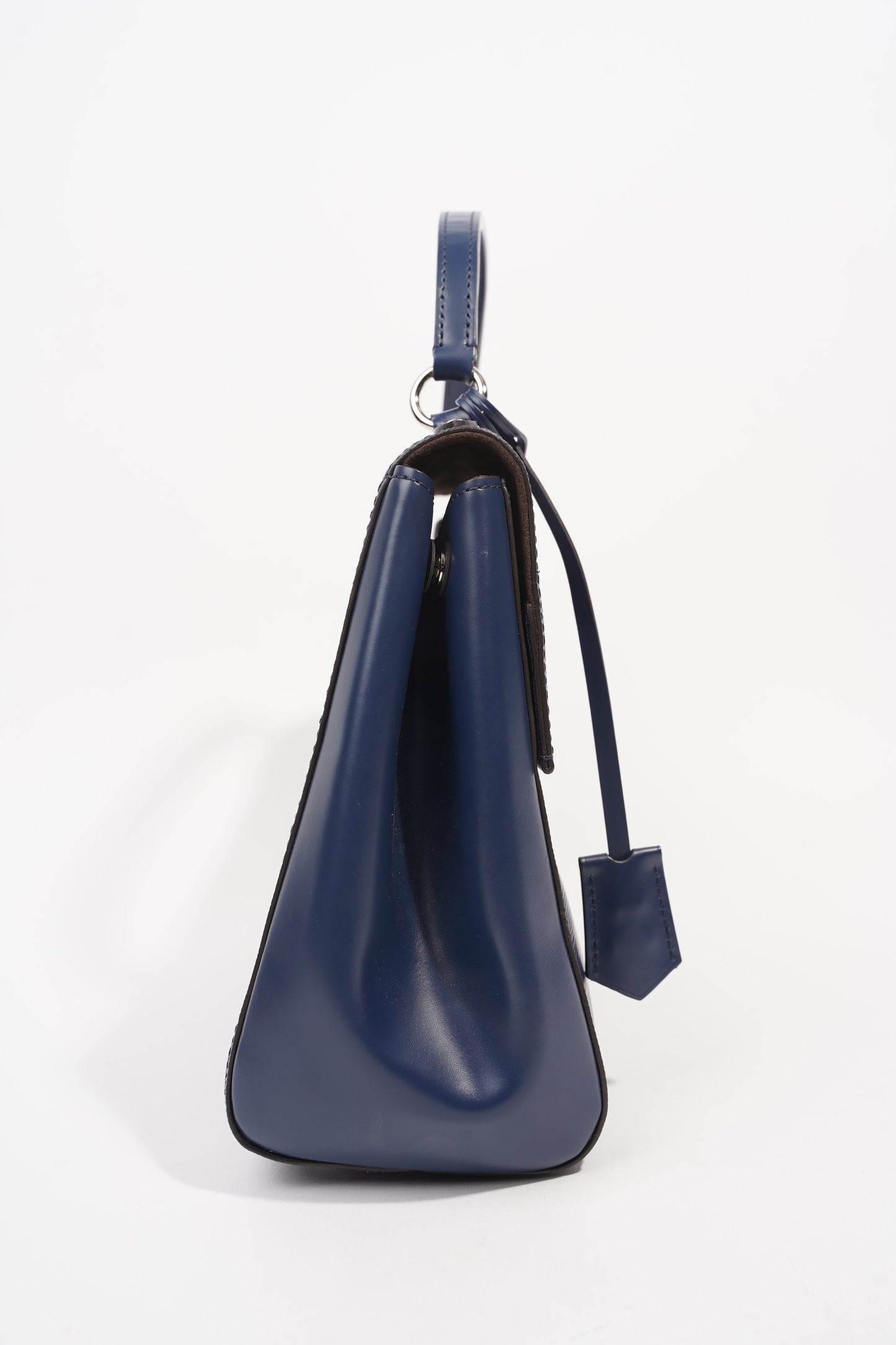 Louis Vuitton Cluny MM Navy Epi Leather