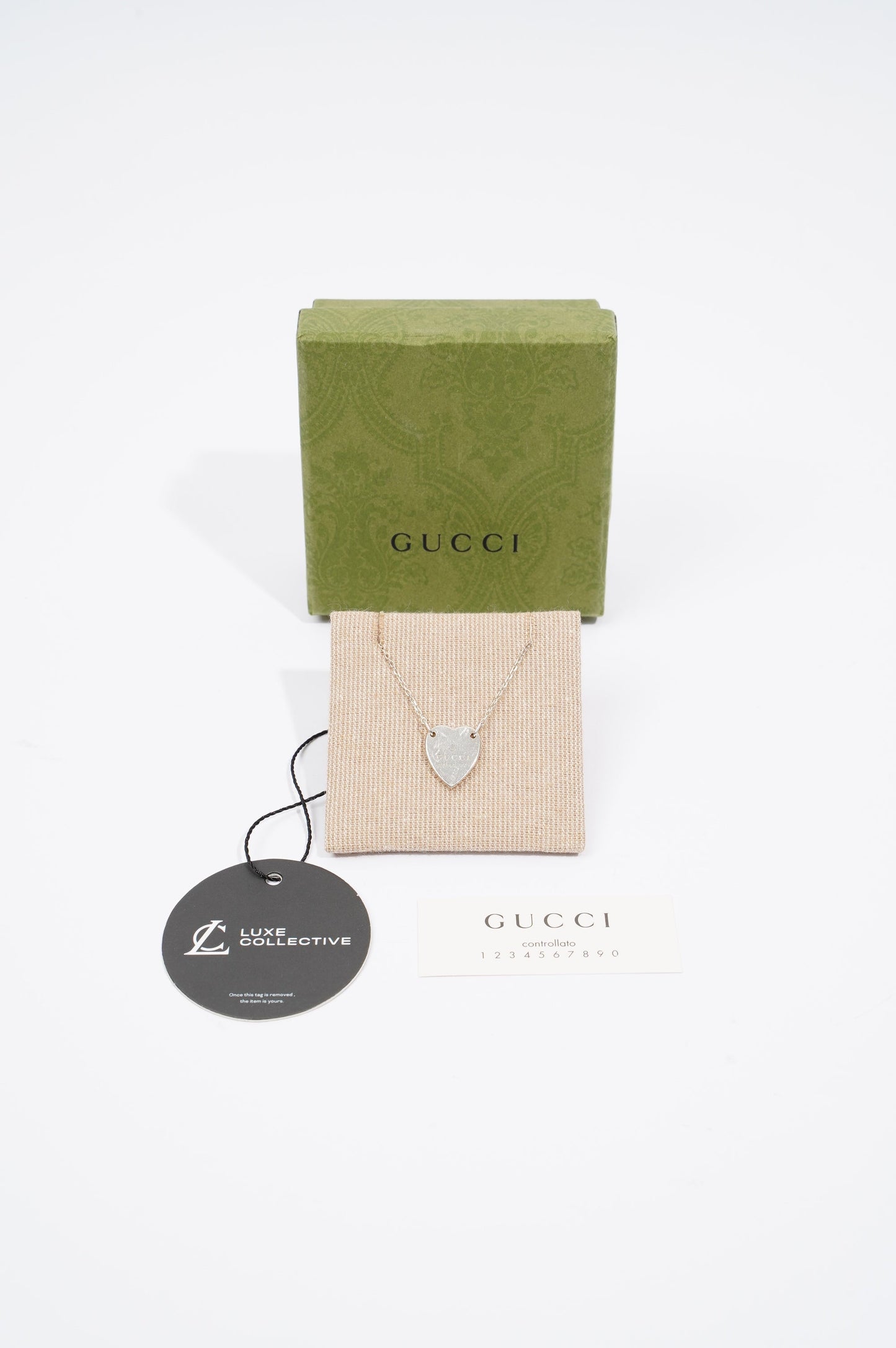 Gucci Womens Heart Bracelet Silver 17