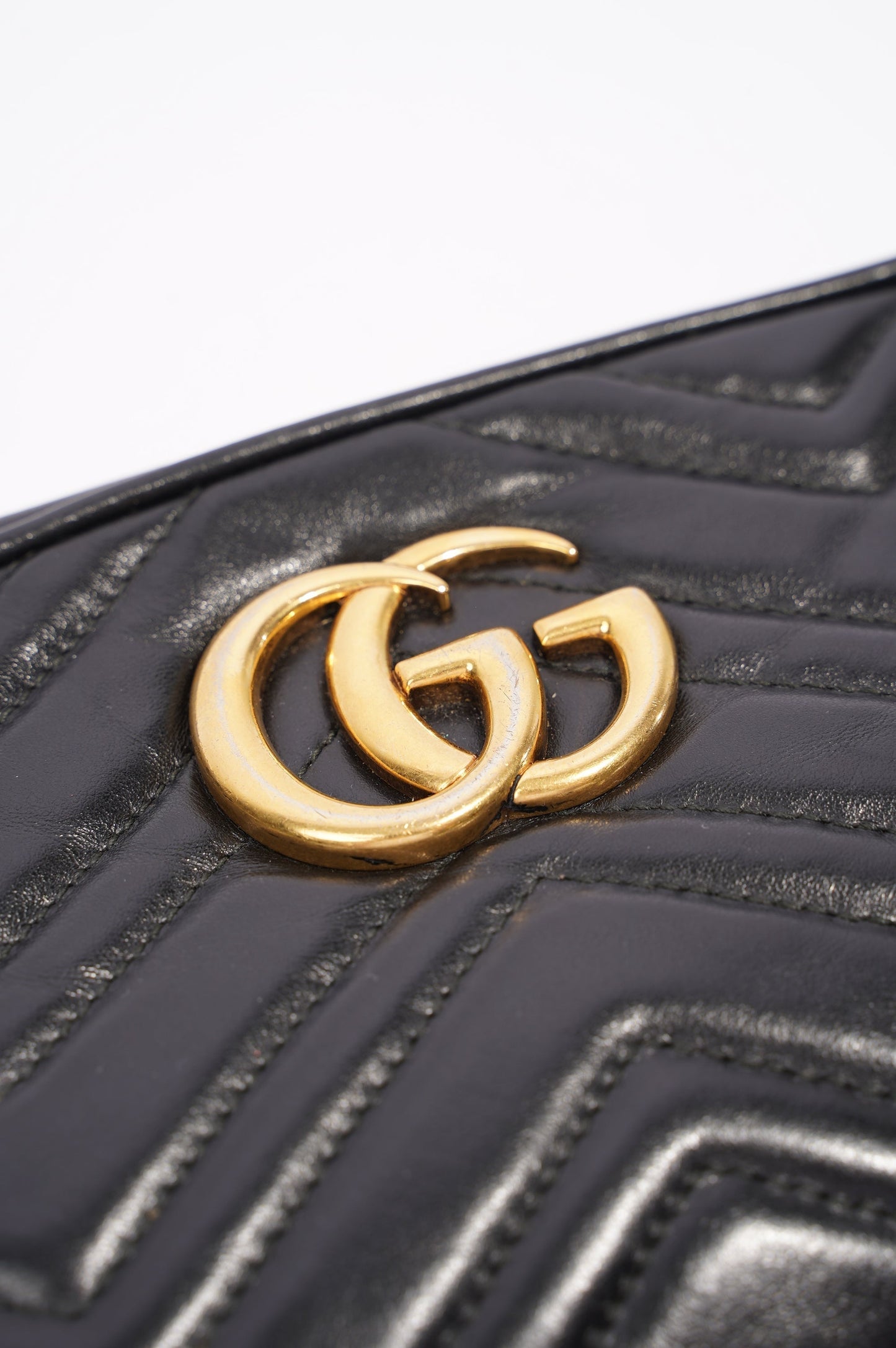 Gucci Womens Marmont Zip Black / Gold Small