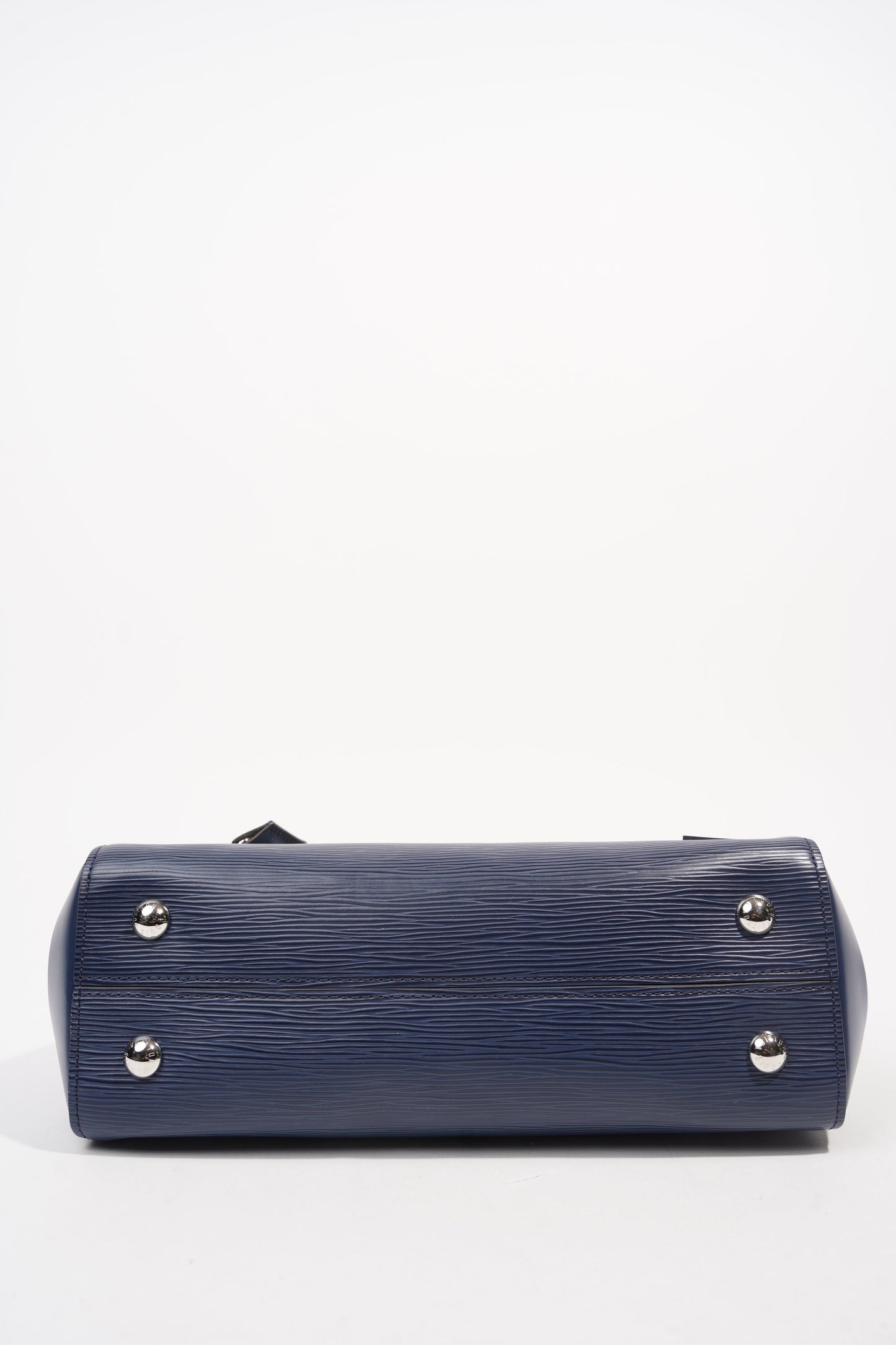 Louis Vuitton Cluny MM Navy Epi Leather