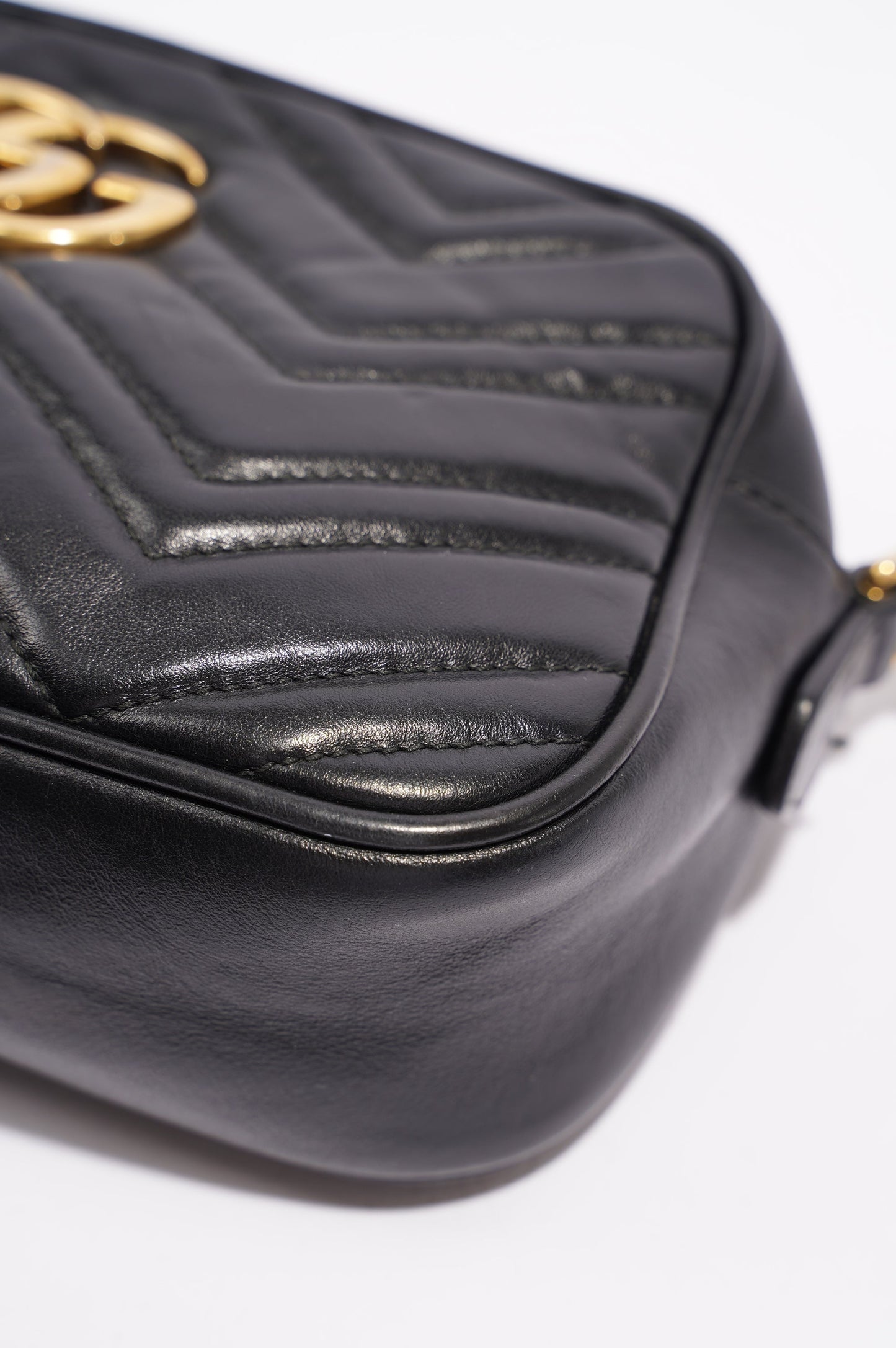 Gucci Womens Marmont Zip Black / Gold Small