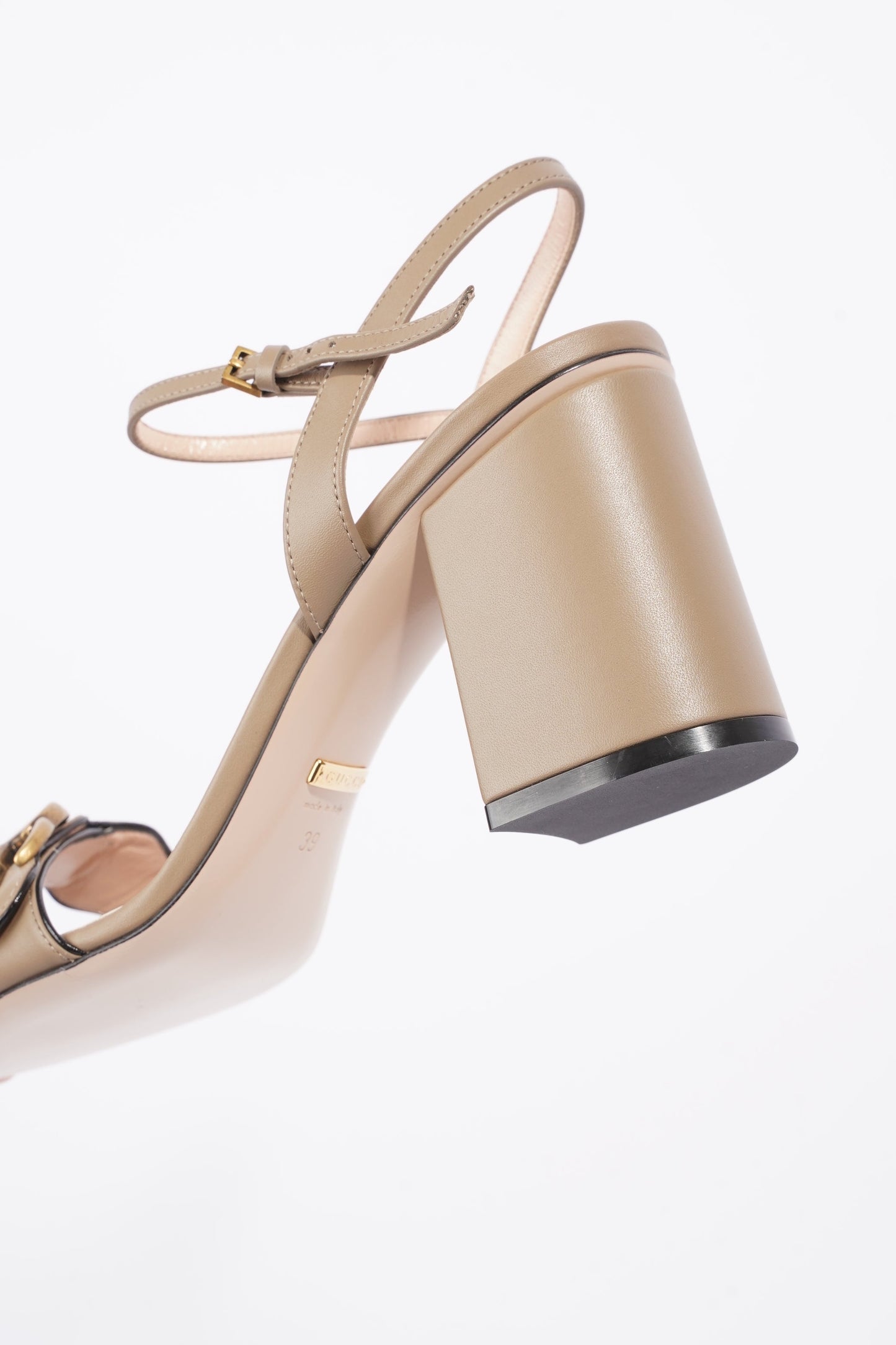Gucci Womens Marmont Sandal Beige EU 39 / UK 6
