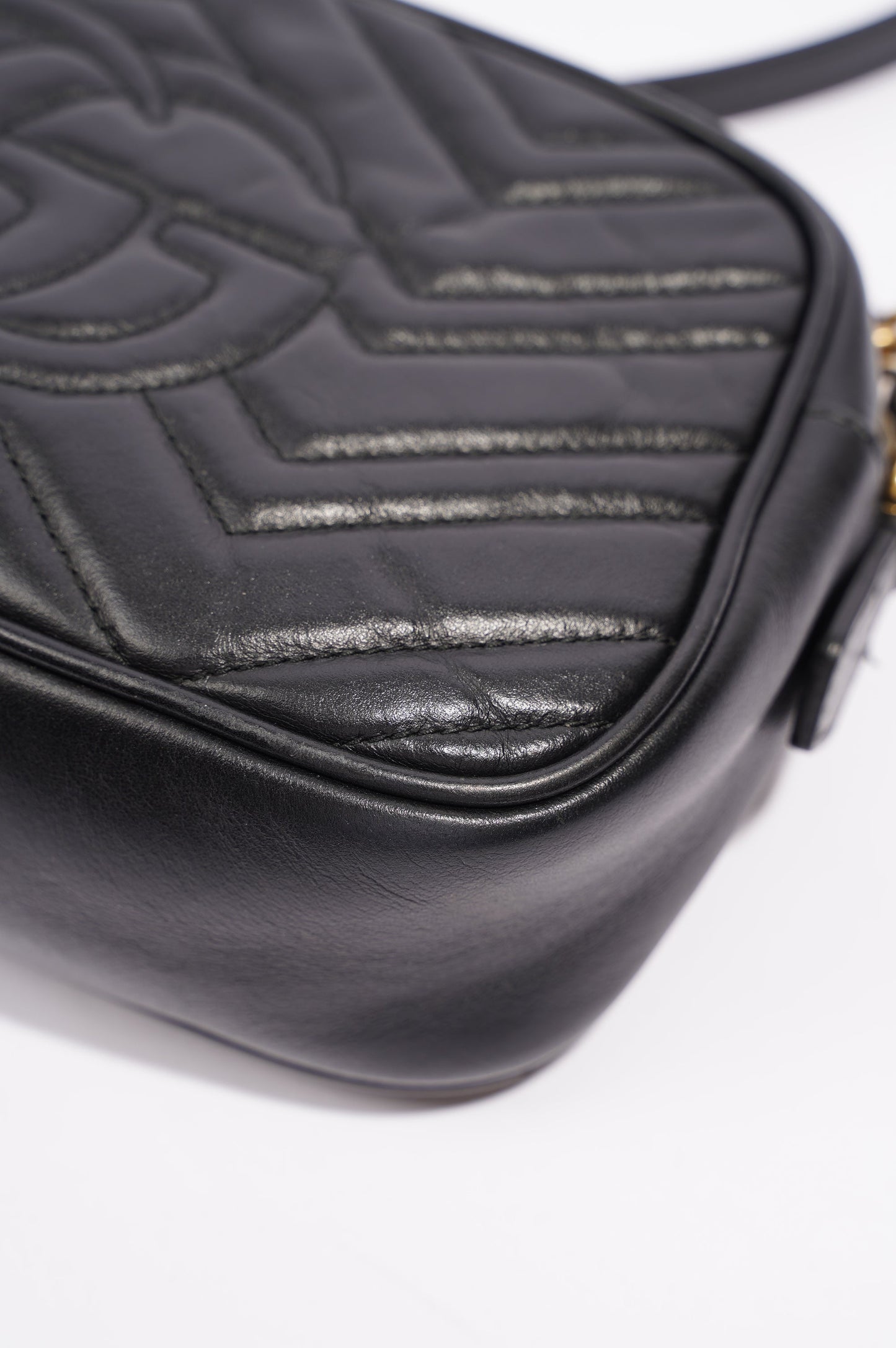 Gucci Womens Marmont Zip Black / Gold Small