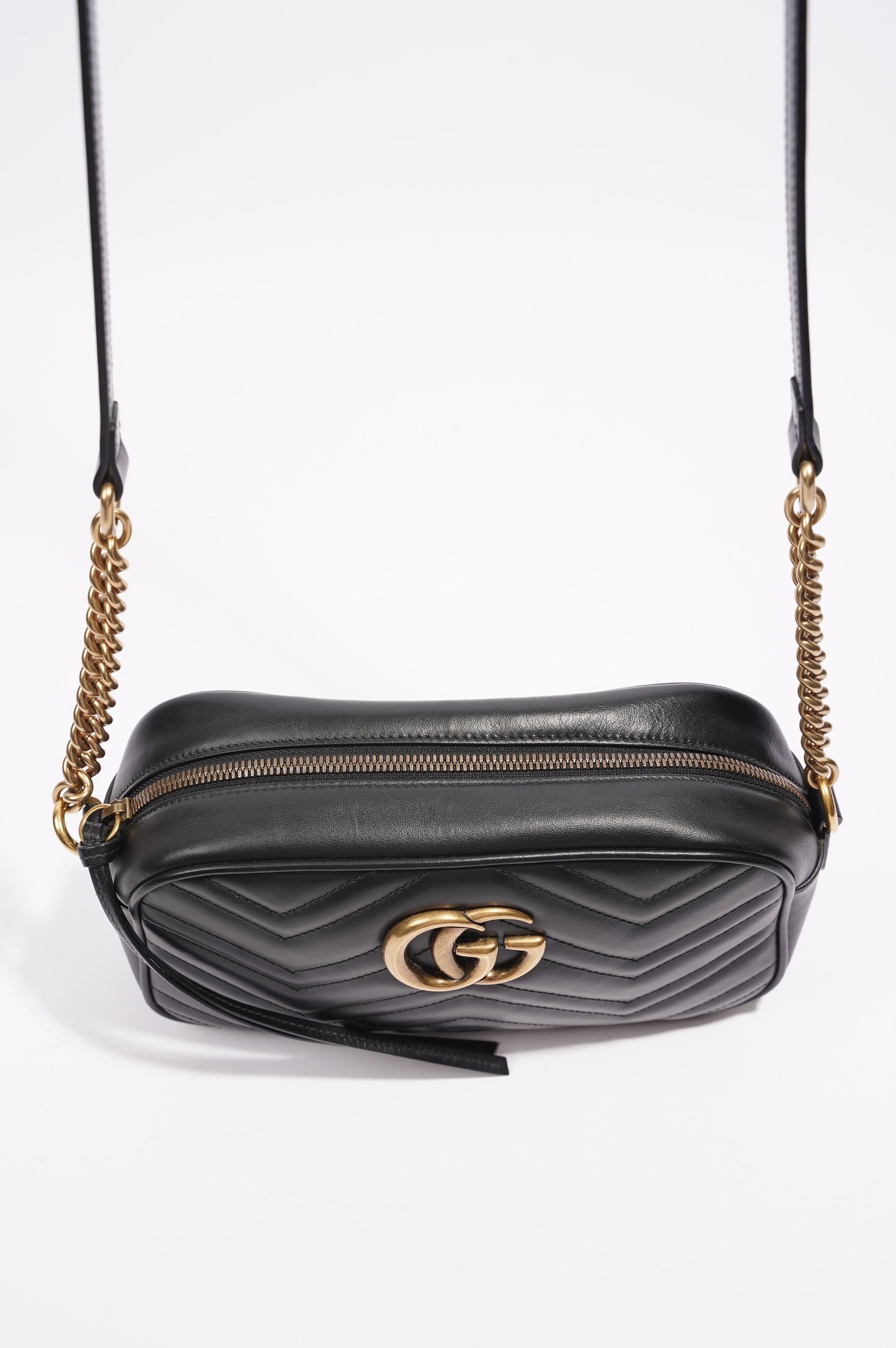 Gucci Womens Marmont Zip Black Matelasse Leather Small