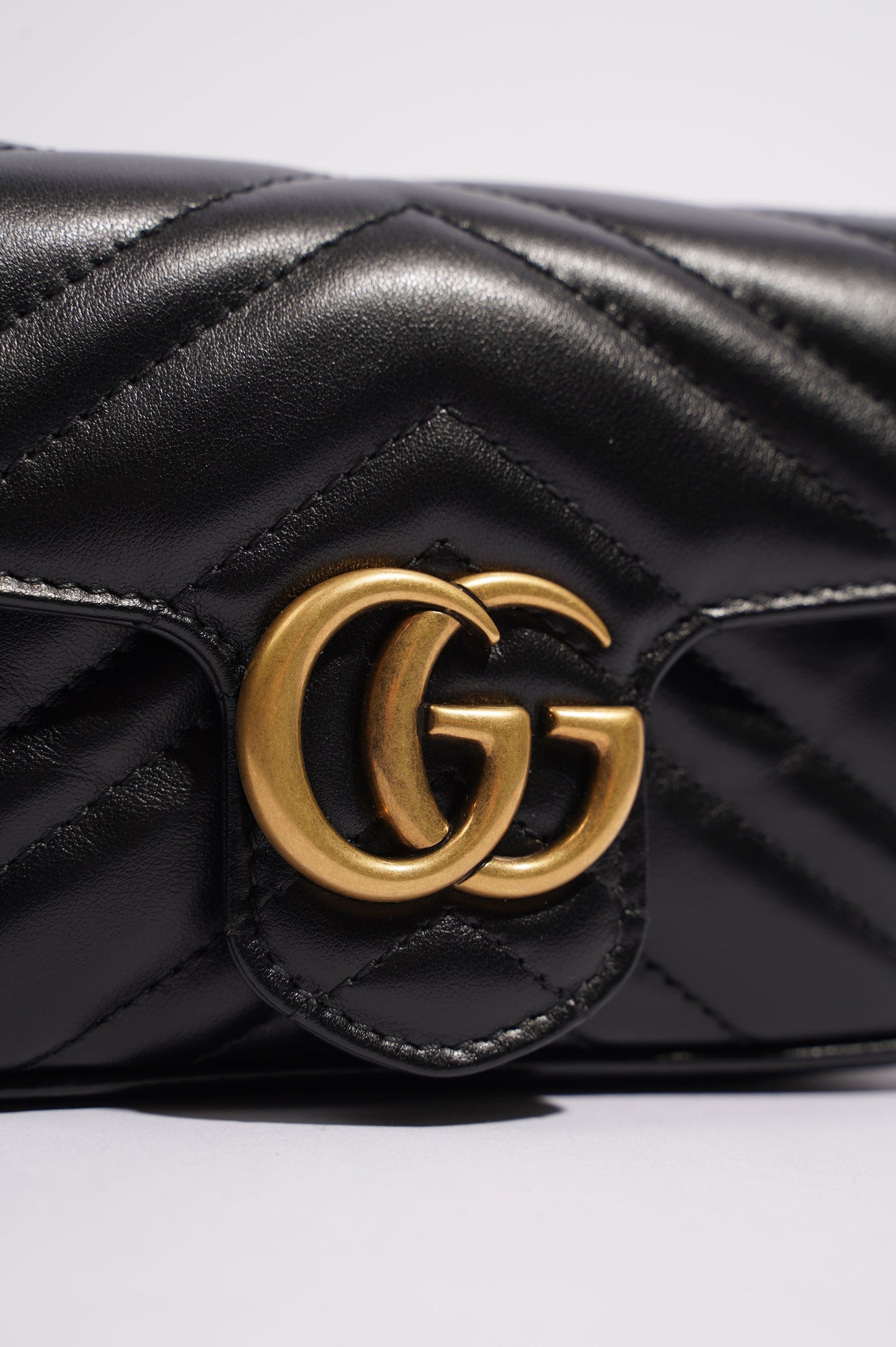 Gucci Womens Marmont Flap Black / Gold Super Mini
