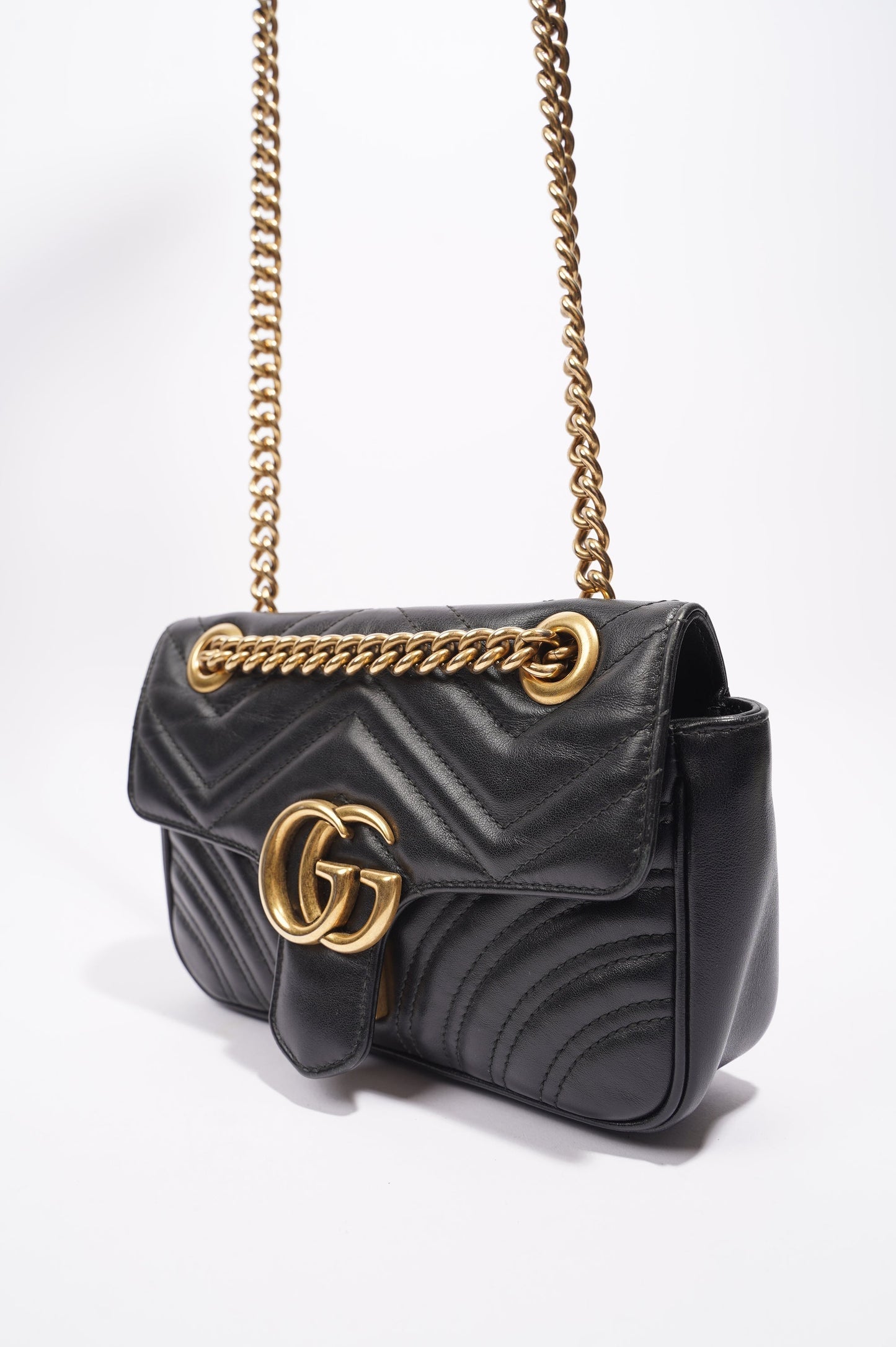 Gucci Womens Marmont Flap Black Leather Mini